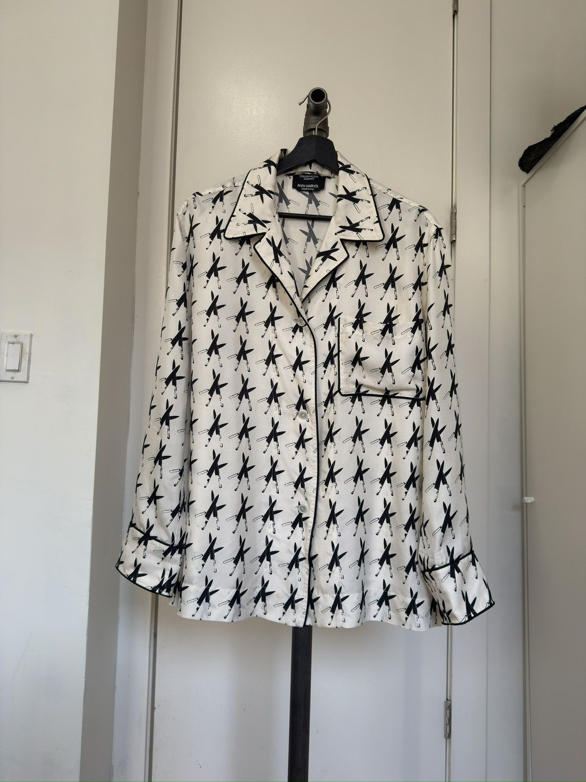 Andy Warhol × Calvin Klein 205W39NYC SS18 Warhol Knives Pajama Shirt Size US S / EU 44-46 / 1 - 1 Thumbnail