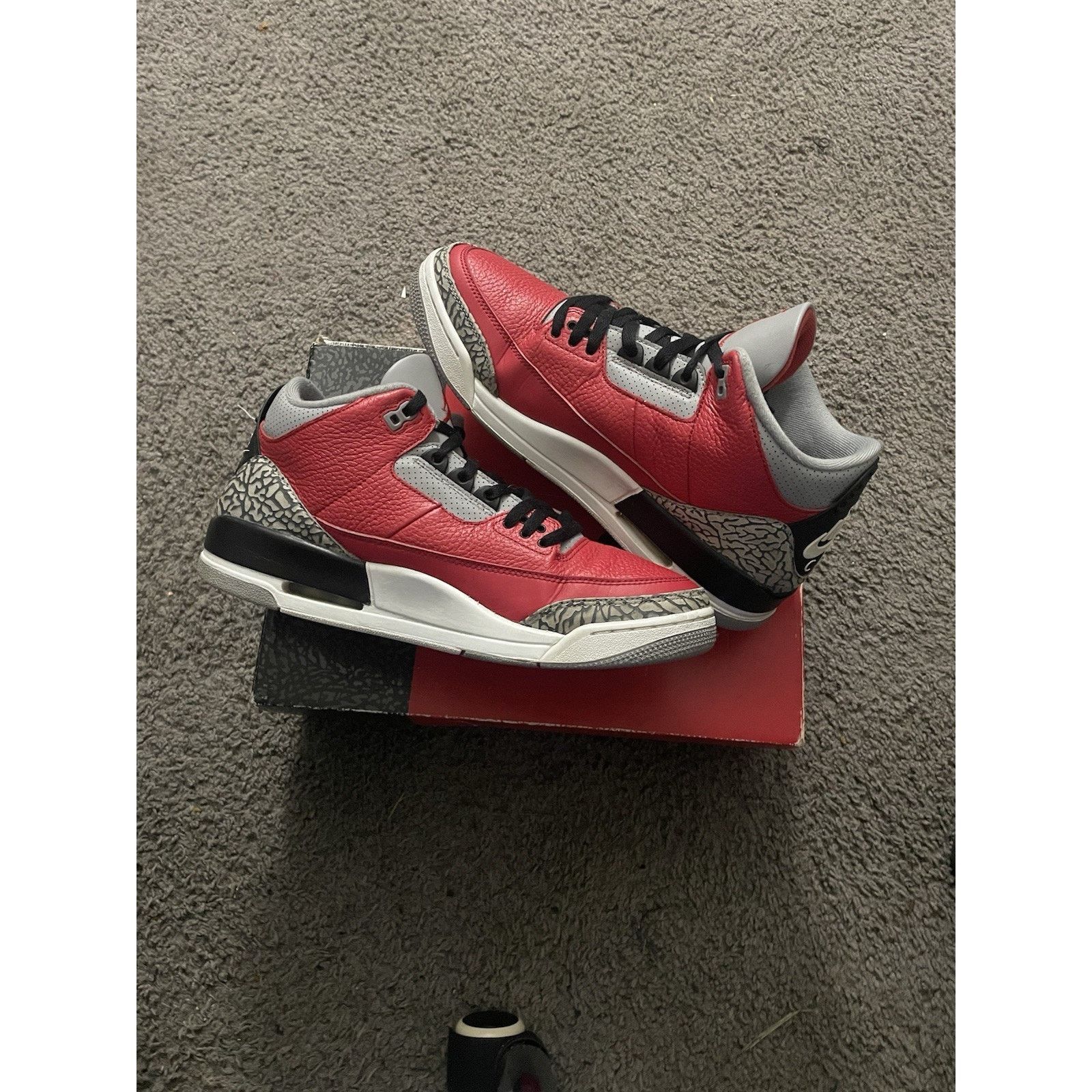 Jordan Brand Size 11-Air Jordan 3 Retro SE Unite Chi Exclusive CU2277-600 Size US 9.5 / EU 42-43 - 3 Thumbnail
