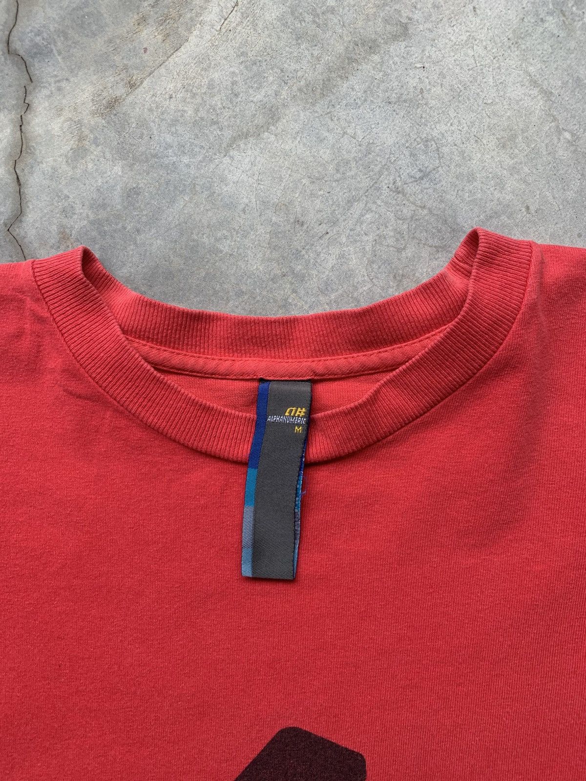Vintage Vintage Alphanumeric Skateboarding Streetwear Tshirt Size US M / EU 48-50 / 2 - 5 Thumbnail