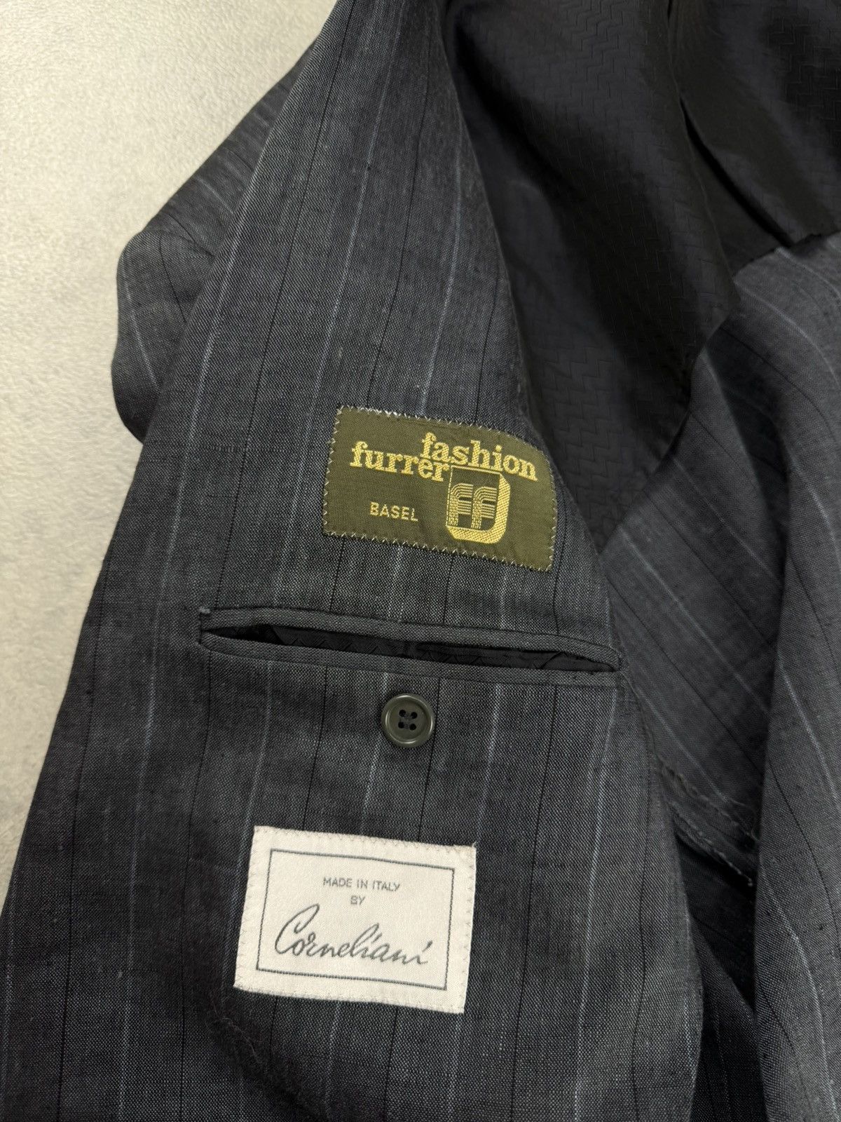 Corneliani Vintage Corneliani Gray Pinstripe Blazer Jacket Size 50R - 8 Thumbnail