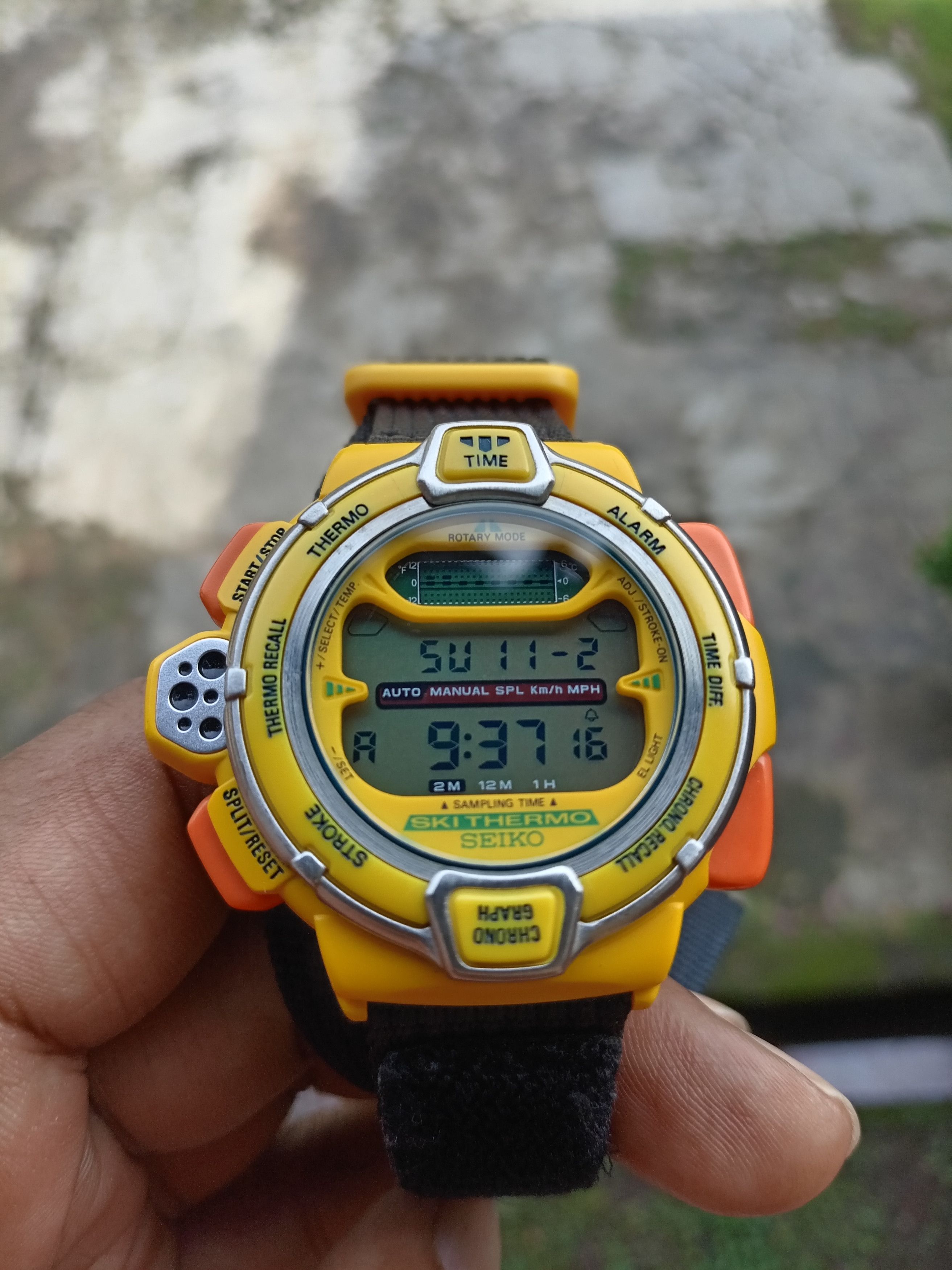 Seiko Seiko S820 ski military yellow digital watch Size ONE SIZE - 1 Thumbnail