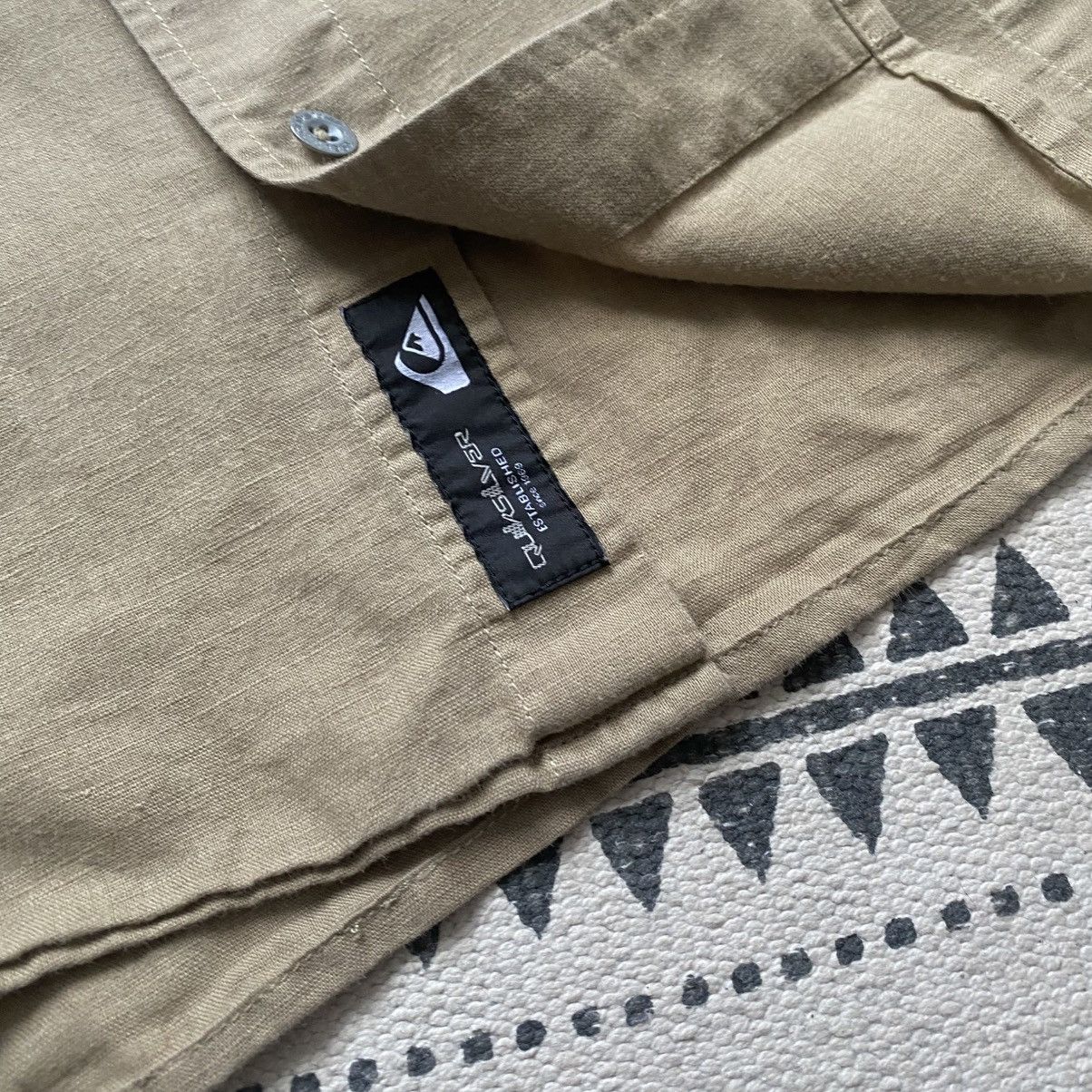 Quiksilver Premium Vintage Quiksilver Linen shirt Button Up Surf style Size US L / EU 52-54 / 3 - 7 Thumbnail
