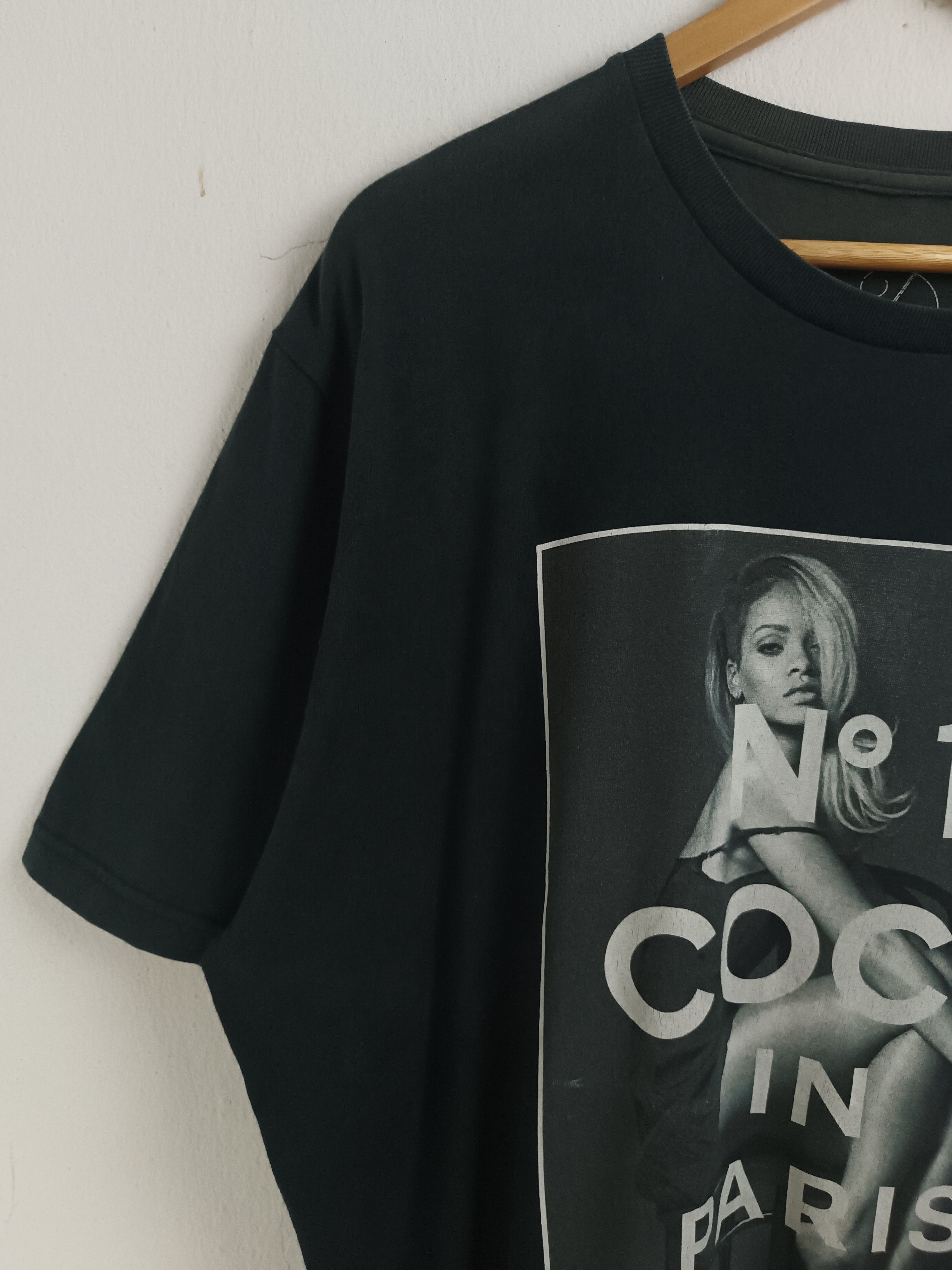 Rap Tees FADED VINTAGE RIHANNA POTRAIT TEE asap rocky travis scott Size US XL / EU 56 / 4 - 5 Thumbnail