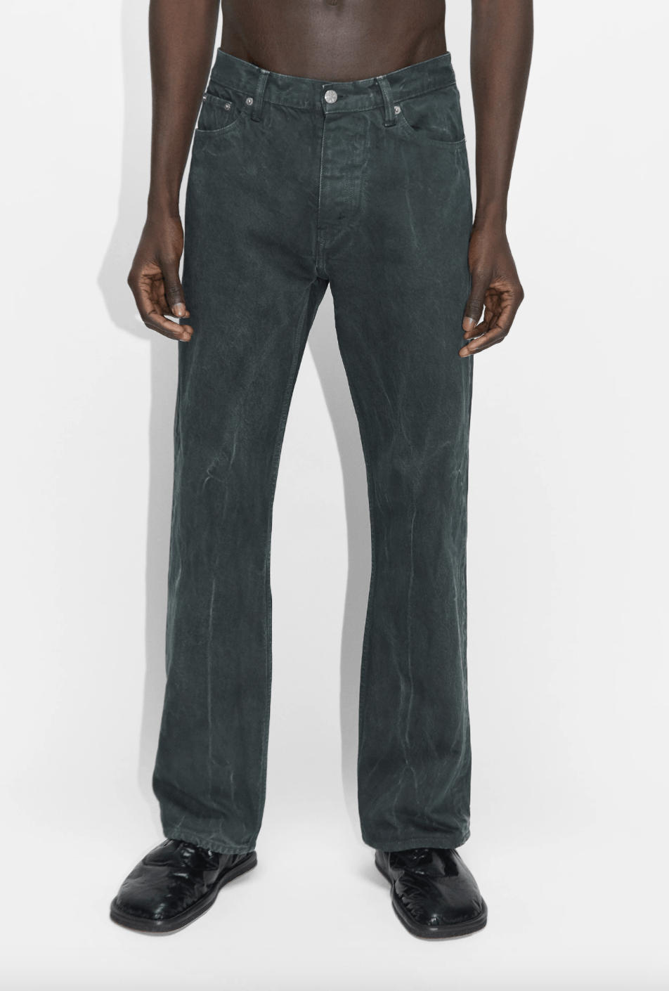 パンツ HOPE Stockholm rush jeans Relaxed Bootcut Jeans . Rush Jeans in Dark Indigo Wash