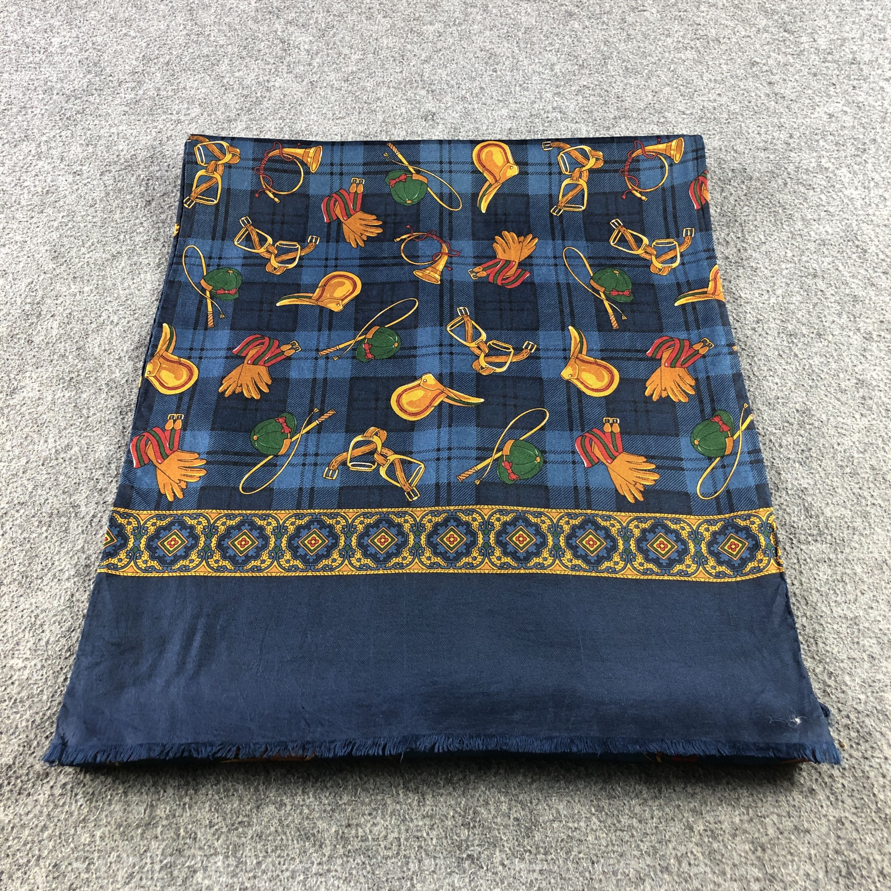 Japanese Brand Vintage Silk Scarf Muffler Stole V2903 Size ONE SIZE - 3 Thumbnail