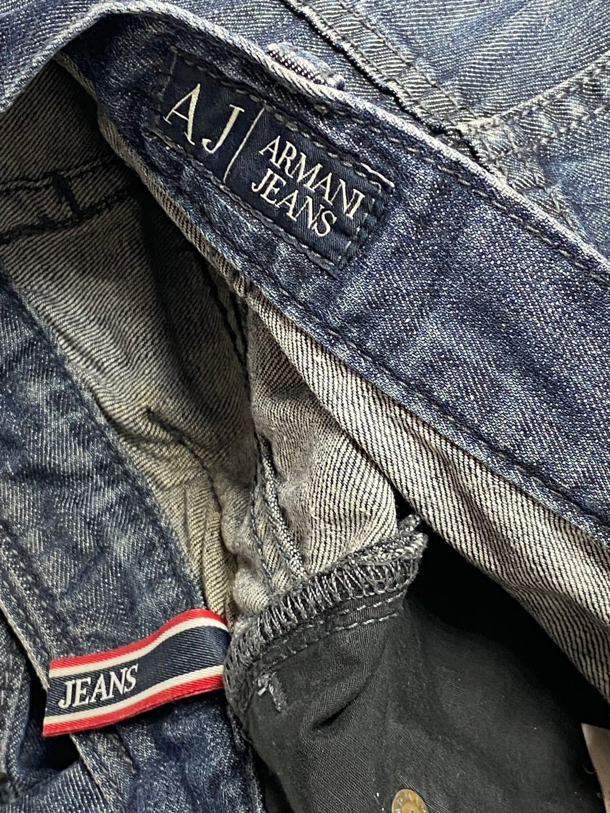 Armani Vintage ARMANI Dark Blue Denim Jeans Wide Baggy Y2K Size US 38 / EU 54 - 7 Thumbnail