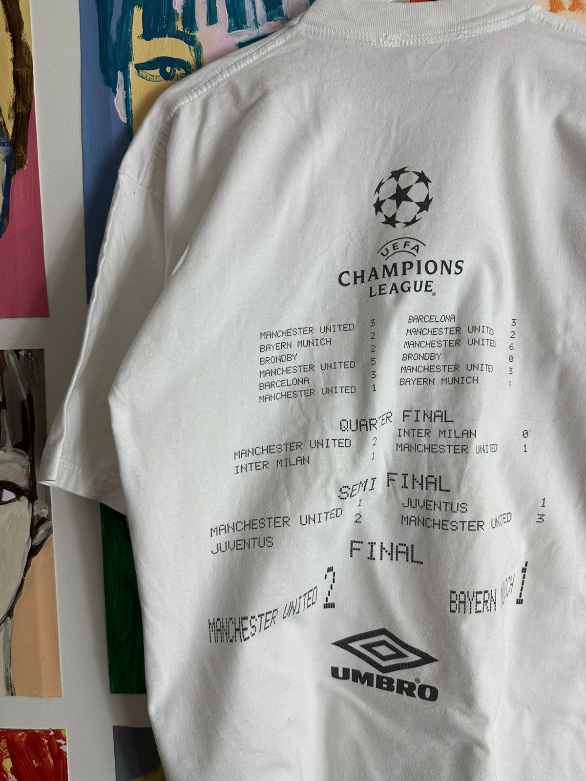 Umbro Vintage 90s Umbro Manchester Bayern Champions League tshirt Size US L / EU 52-54 / 3 - 6 Thumbnail