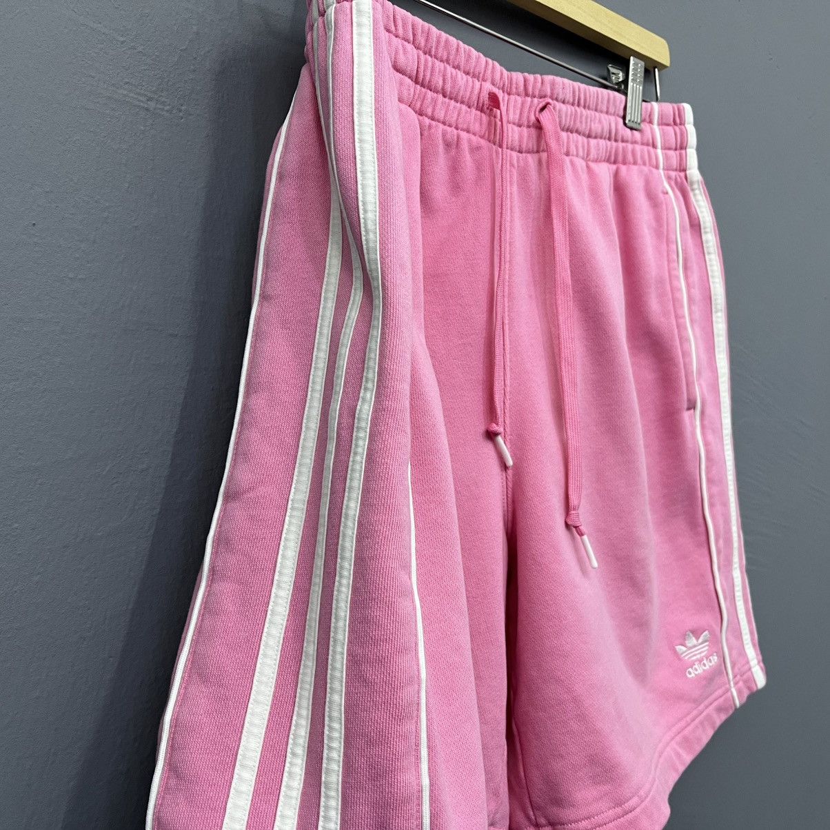 Adidas Adidas Rekive Shorts Size US 30 / EU 46 - 3 Thumbnail