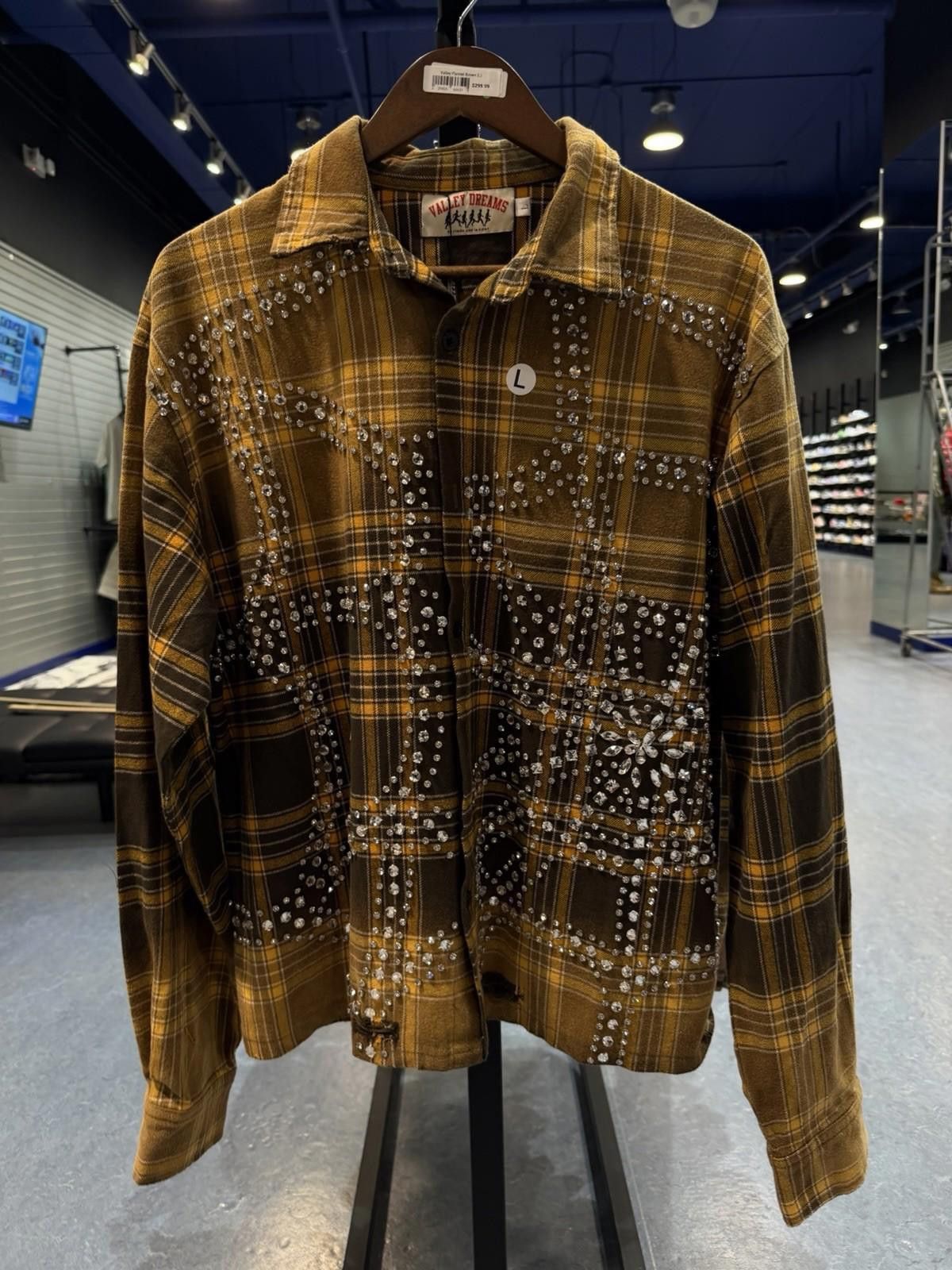 Vale Valley Dreams Crystal Stone Flannel Size (Large) New Brown Size US L / EU 52-54 / 3 - 1 Thumbnail