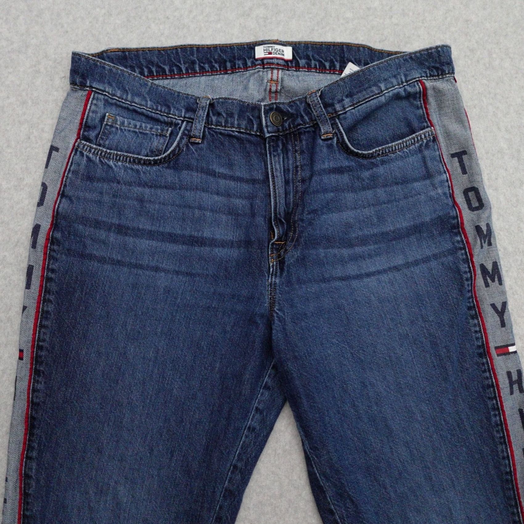 Tommy Hilfiger Tommy Hilfiger Jeans Womens 14 Capri Side Tape Vertical Spellout Size 36" / US 14 / IT 50 - 2 Thumbnail