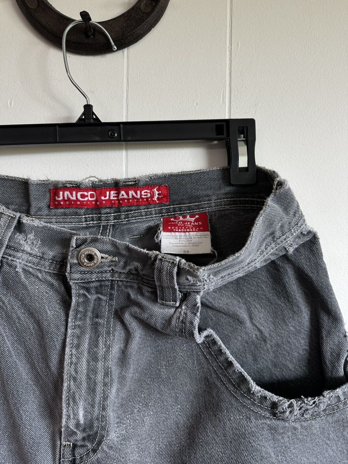 JNCO Late 90's Y2K JNCO Distressed Big Bulldog Jorts Size US 32 / EU 48 - 2 Thumbnail