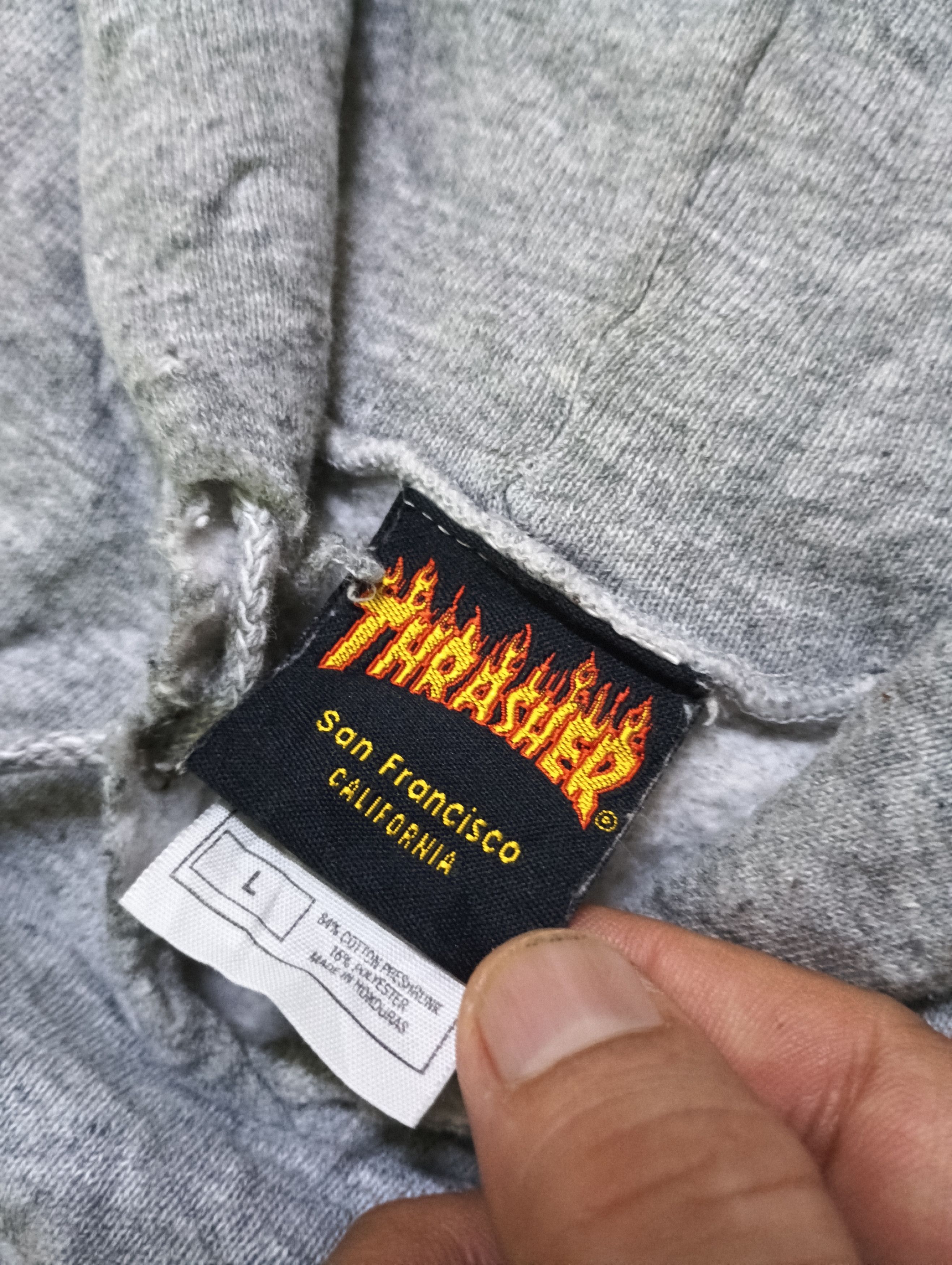 Thrasher Vintage trasher magazine Size US L / EU 52-54 / 3 - 5 Thumbnail