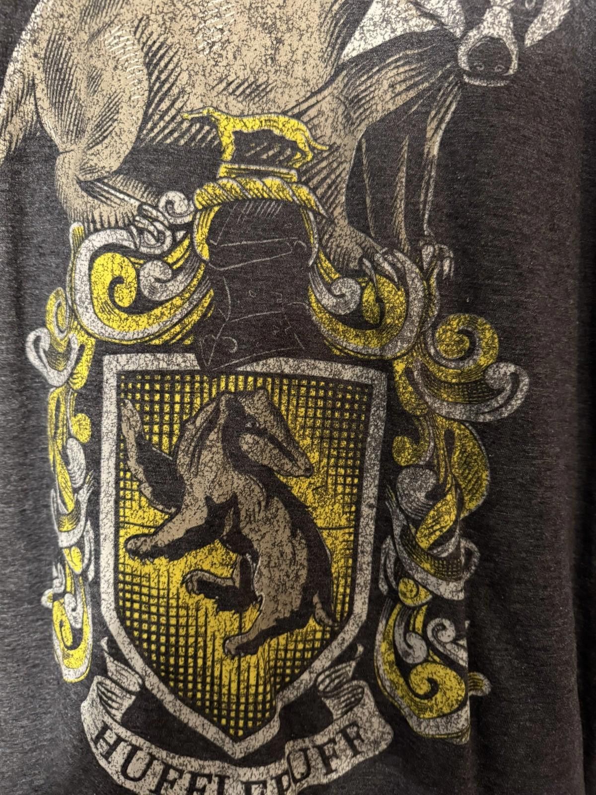 Other Harry Potter Hufflepuff S/S T-Shirt Men's Size L Gray Size US L / EU 52-54 / 3 - 4 Thumbnail