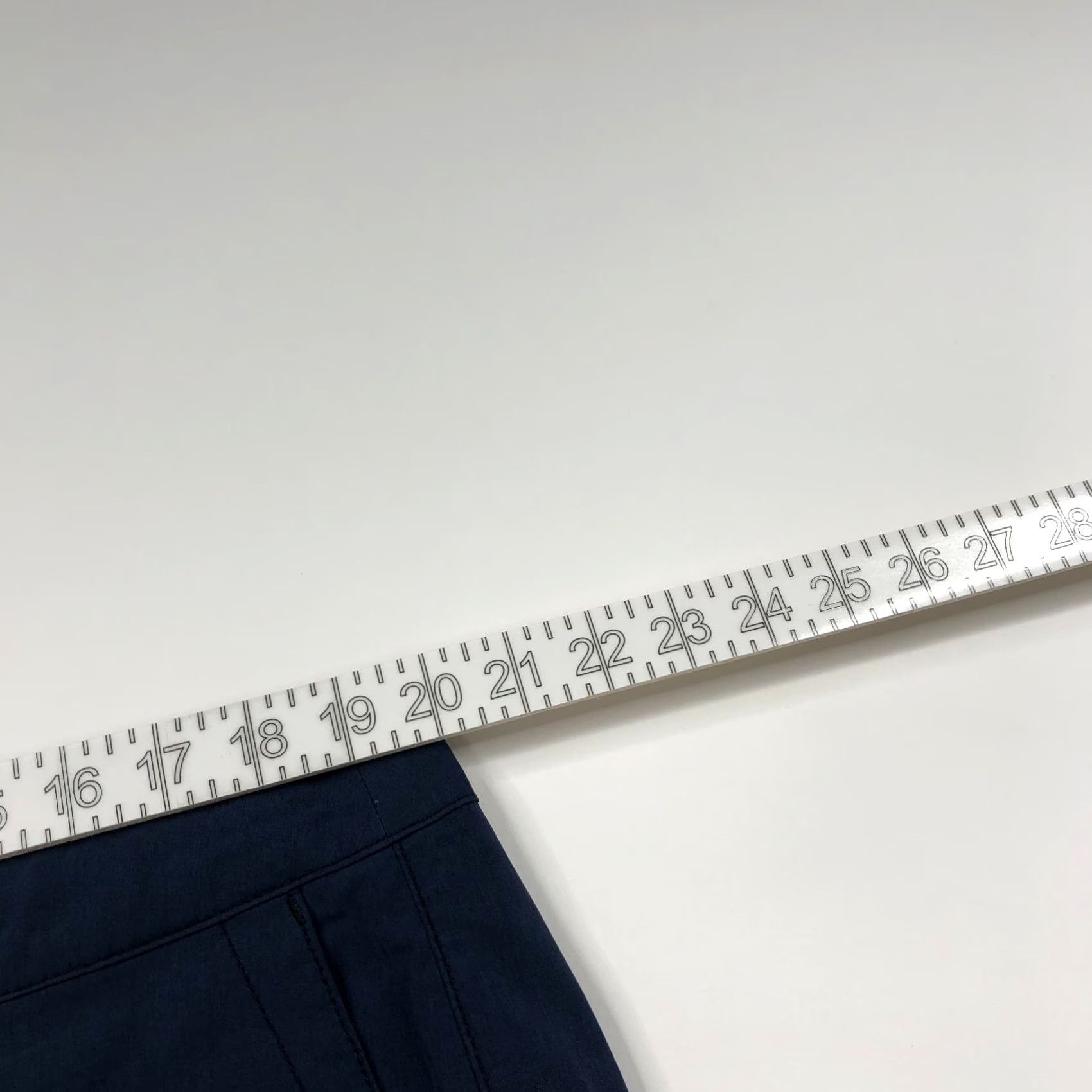 Tommy Bahama Tommy Bahama Island Active 38 9" Chino Shorts Blue PLS READ Mens Regular Waist 40in Inseam 9in Flat Front Pocket Stretch Size US 38 / EU 54 - 4 Thumbnail