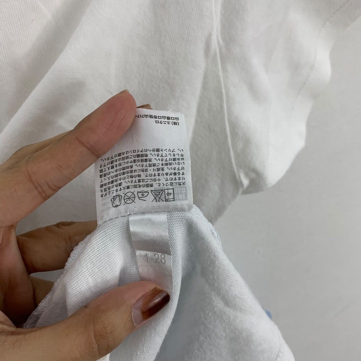 Uniqlo PHARRELL WILLIAMS x UNIQLO Different Special Tee Shirt Top Size L / US 10 / IT 46 - 12 Thumbnail