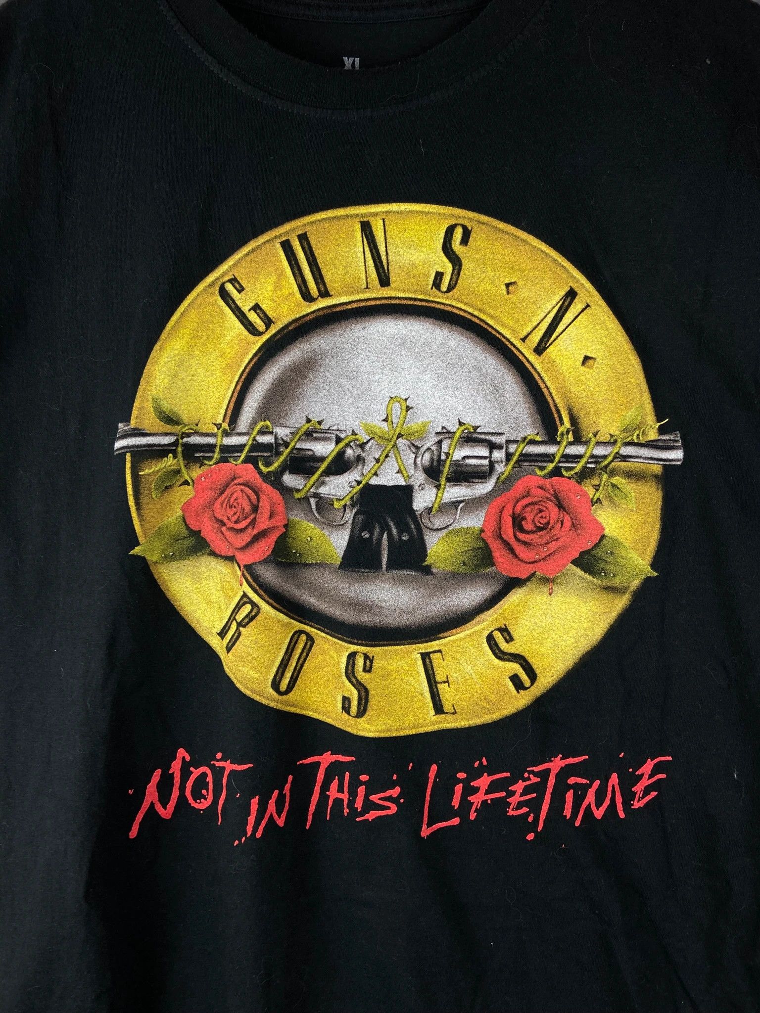 Guns N' Roses Guns N Roses t-shirt black band tee vintage Size US XL / EU 56 / 4 - 2 Thumbnail