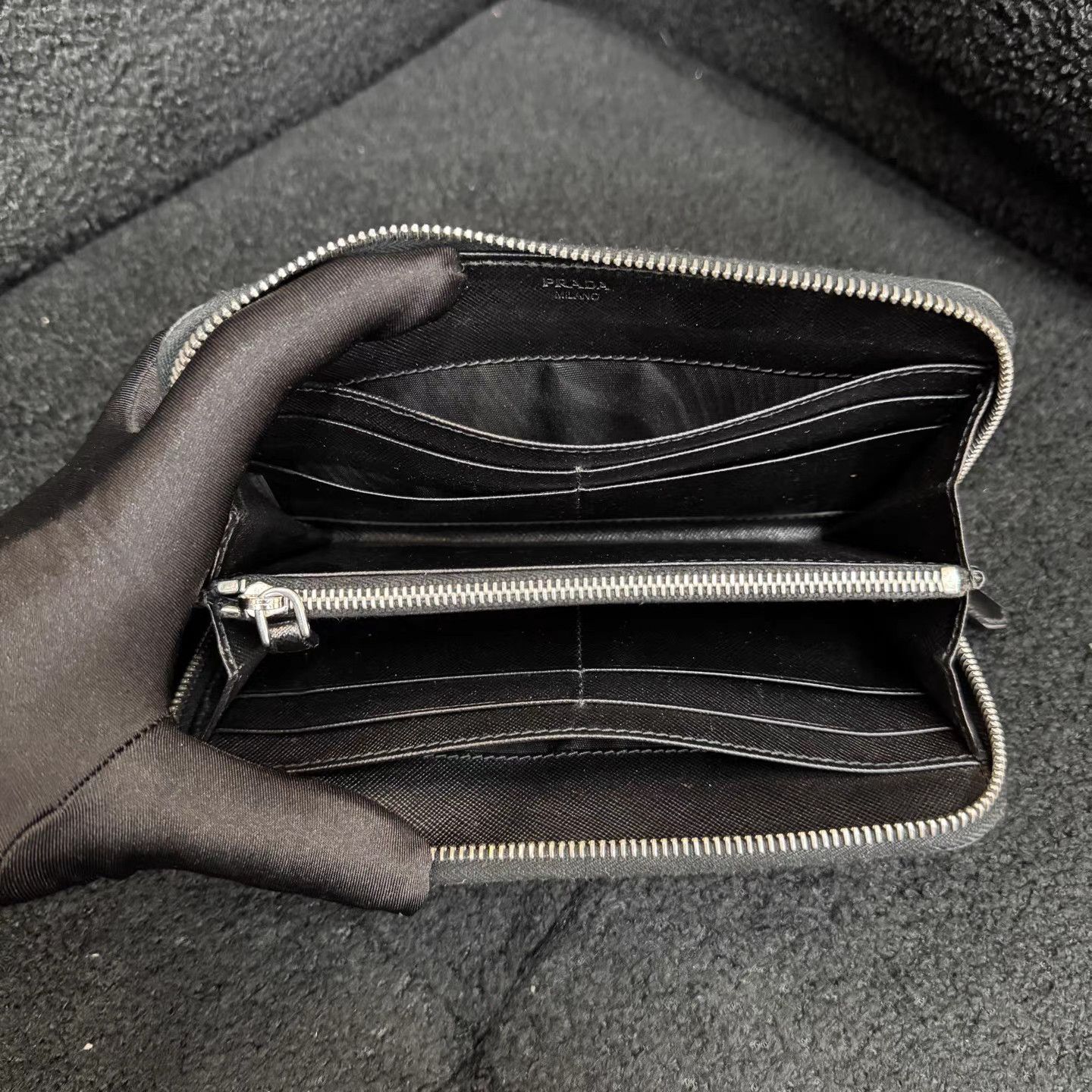 Prada PRADA Long Black Wallet with Triangle Metal Logo K15 Size ONE SIZE - 3 Thumbnail
