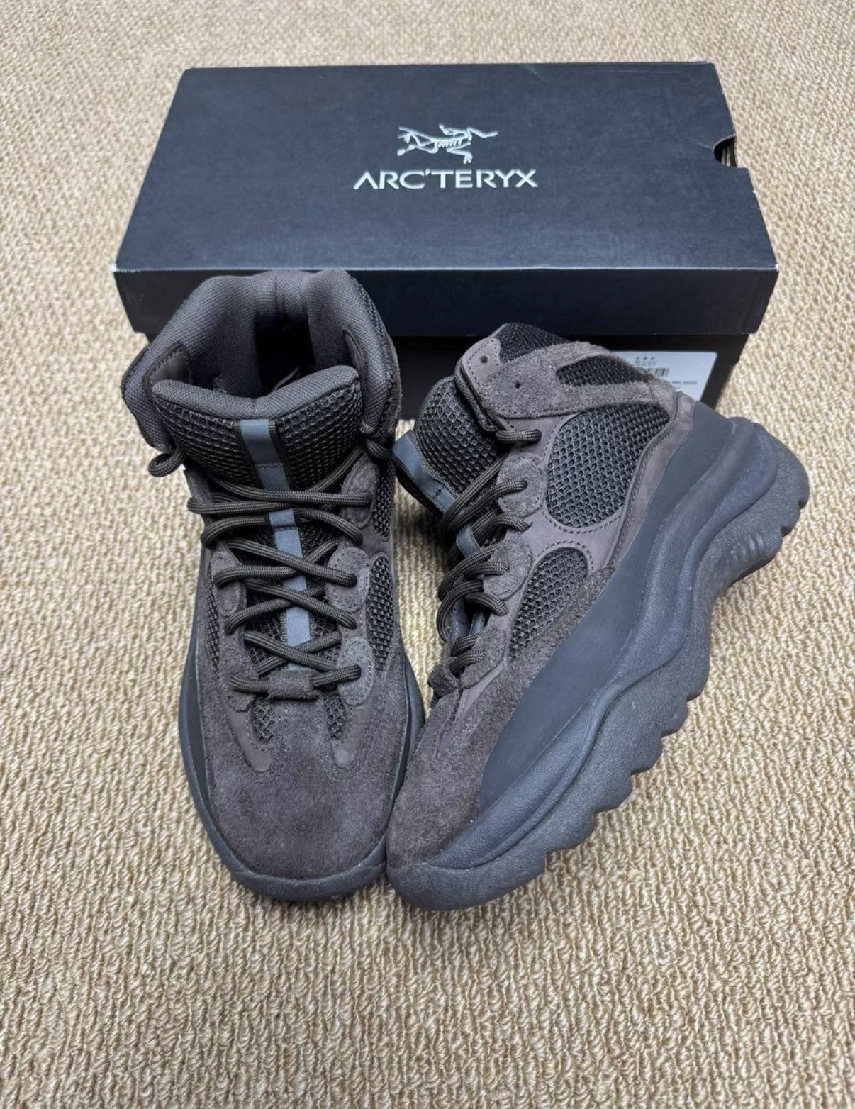 Adidas Adidas Yeezy DSRT Boot Oil Dark brown colorway K37 Size US 8 / EU 41 - 7 Thumbnail