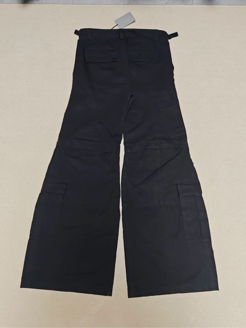 Balenciaga Balenciaga size xs 23fw Show Flared Removable Cargo \n Make Size US 28 / EU 44 - 2 Thumbnail
