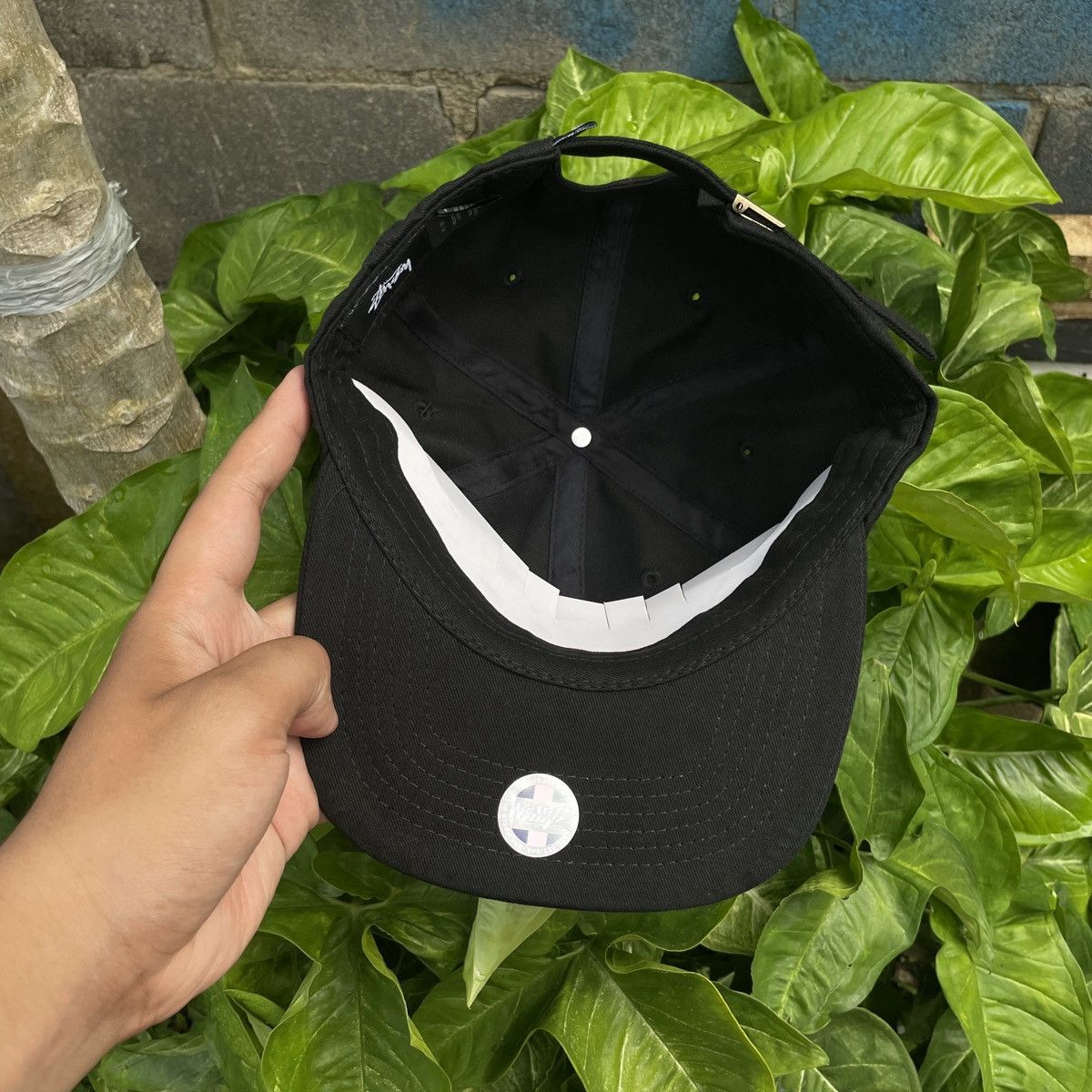 Other STUSSY STRAPBACK BEAR CAP - BLACK Size ONE SIZE - 6 Thumbnail