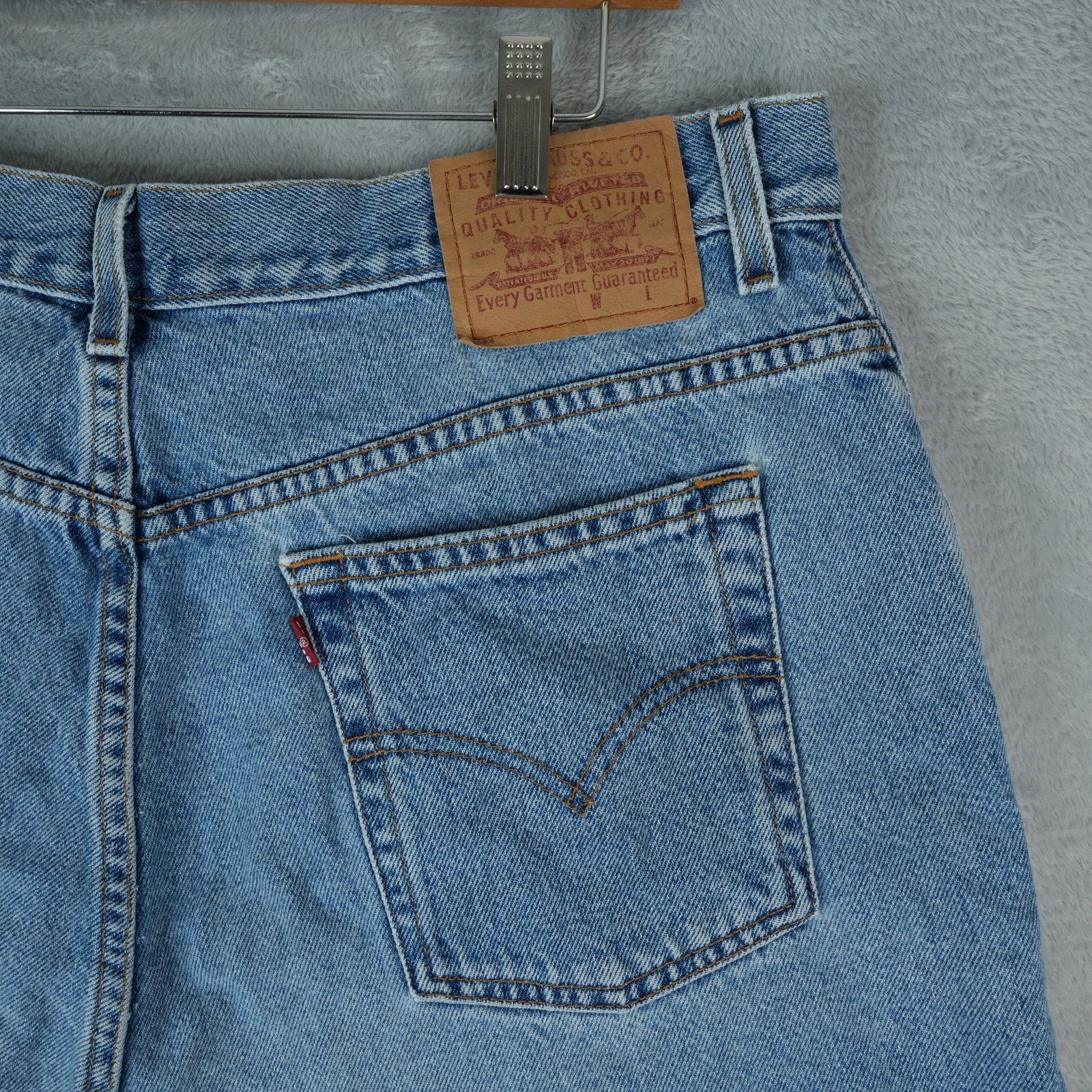 Levi's Vintage Levis 977 Jean Shorts Womens 18W 8" Inseam Jorts Mom Size 35" - 9 Thumbnail