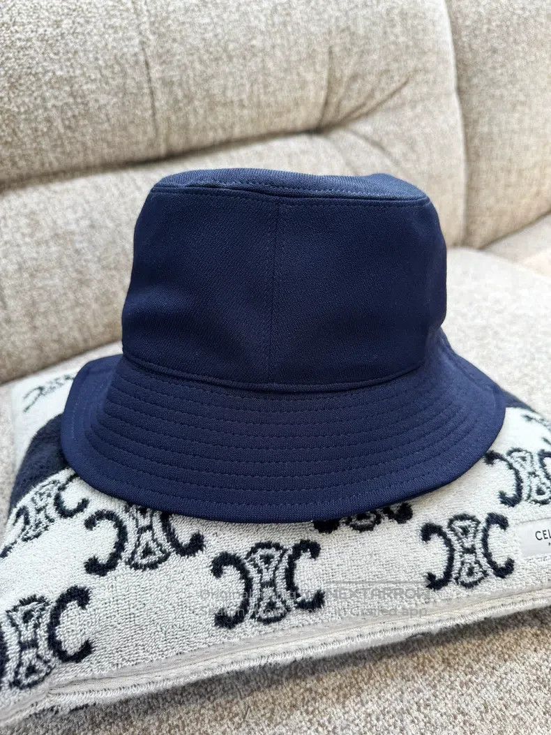 Chanel Chanel 20P dark blue bottom white double C clover printed Size ONE SIZE - 2 Thumbnail