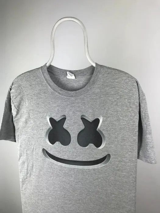 Band Tees Marshmello dj T-shirt band tee vintage size XLarge Size US XL / EU 56 / 4 - 3 Thumbnail