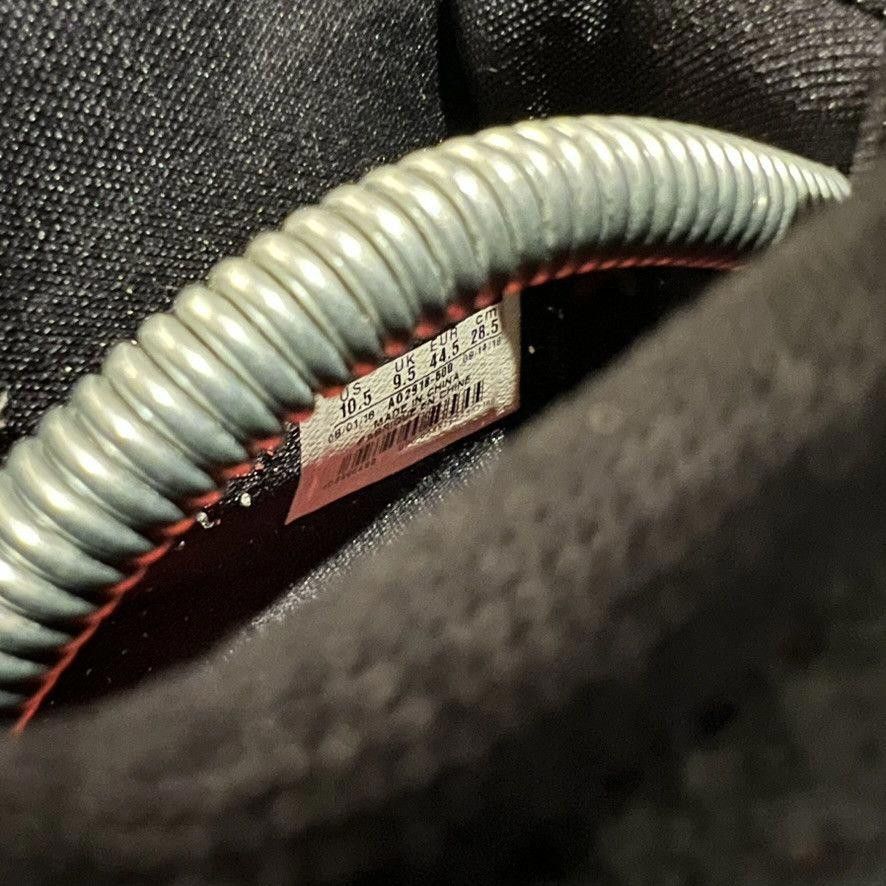 Nike NIKE • Kyrie 5 "2019 Bred" (10.5M) Size US 10.5 / EU 43-44 - 5 Thumbnail