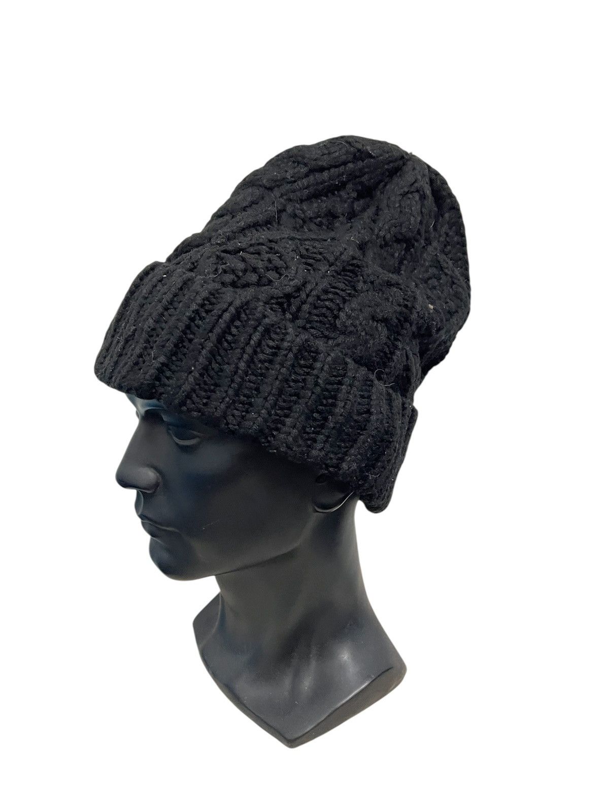 Japanese Brand Japanese Brand Uniqlo Knit Beanie Hat Size ONE SIZE - 1 Thumbnail