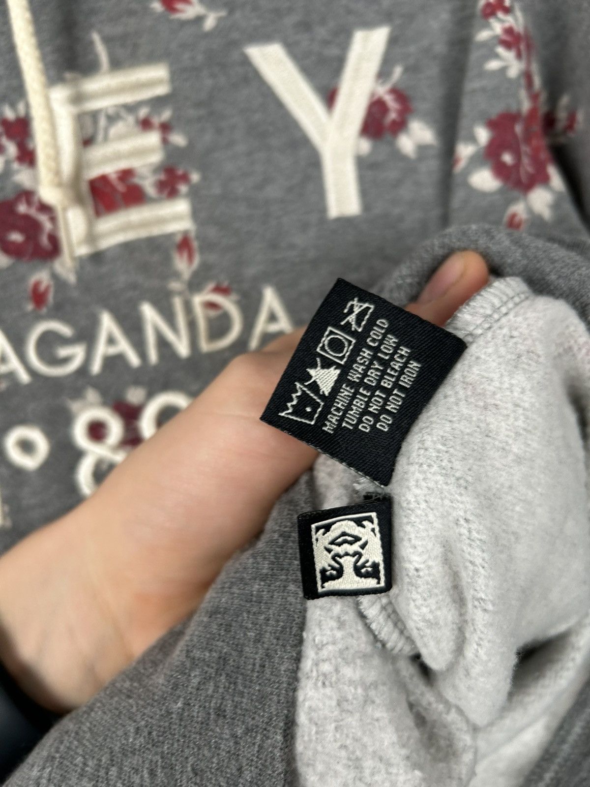 Obey Obey Propaganda Flowers Hoodie Streetwear Rap Size US S / EU 44-46 / 1 - 7 Thumbnail