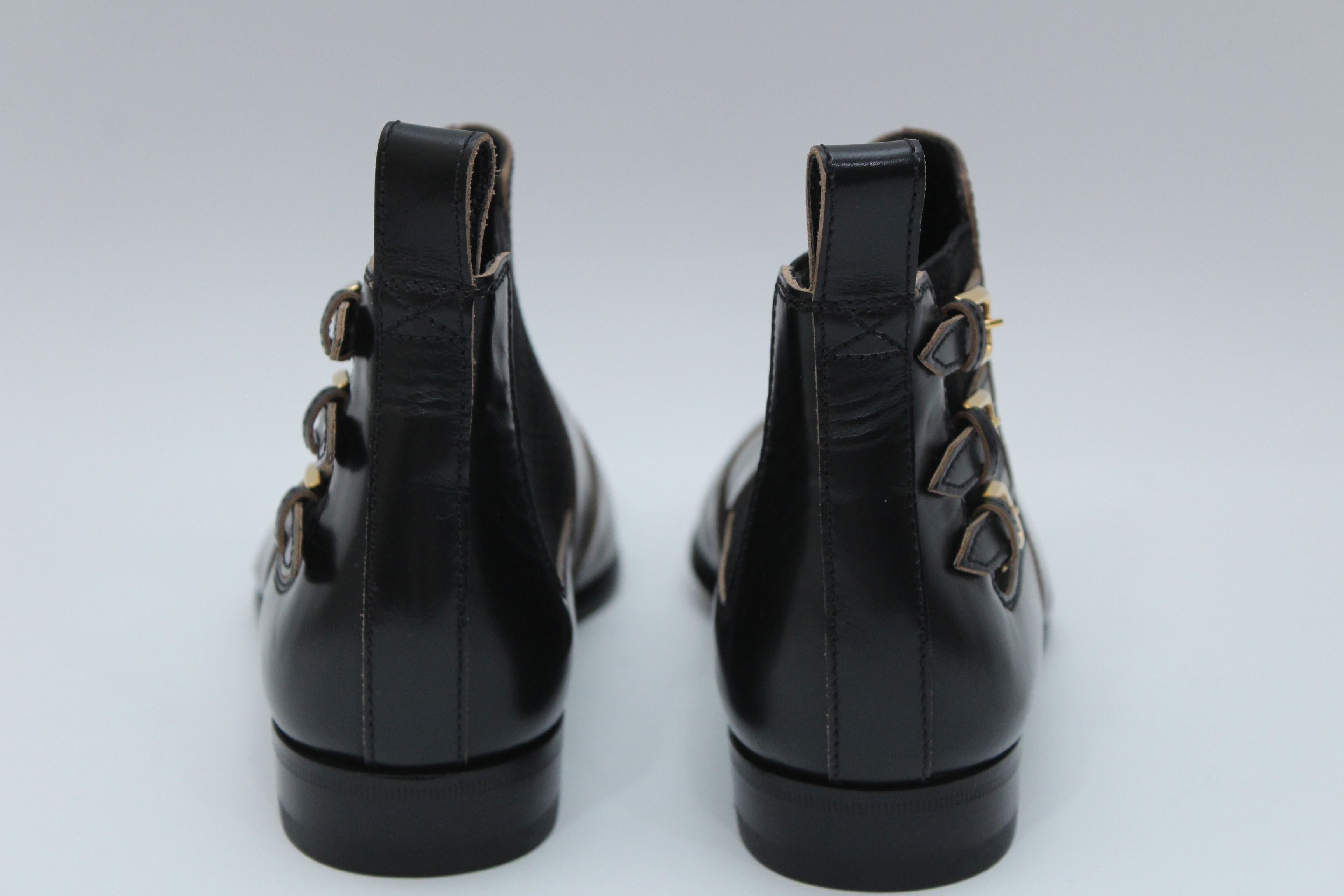 Gucci Gucci Buckled Leather Ankle Boots Womens Sz 38 Made In Italy Size US 8 / IT 38 - 13 Thumbnail