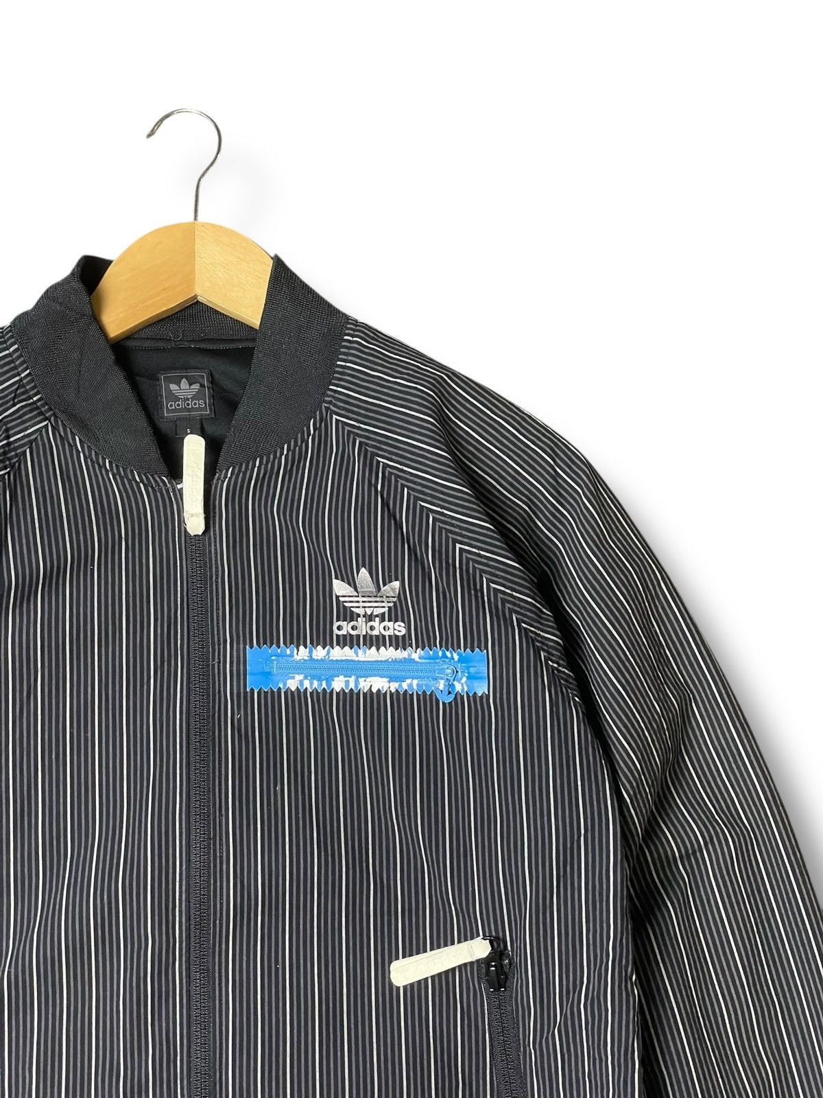 Adidas × Japanese Brand × Vintage Adidas 00’s Stripe Tech Track Jacket (116) Size US S / EU 44-46 / 1 - 2 Thumbnail