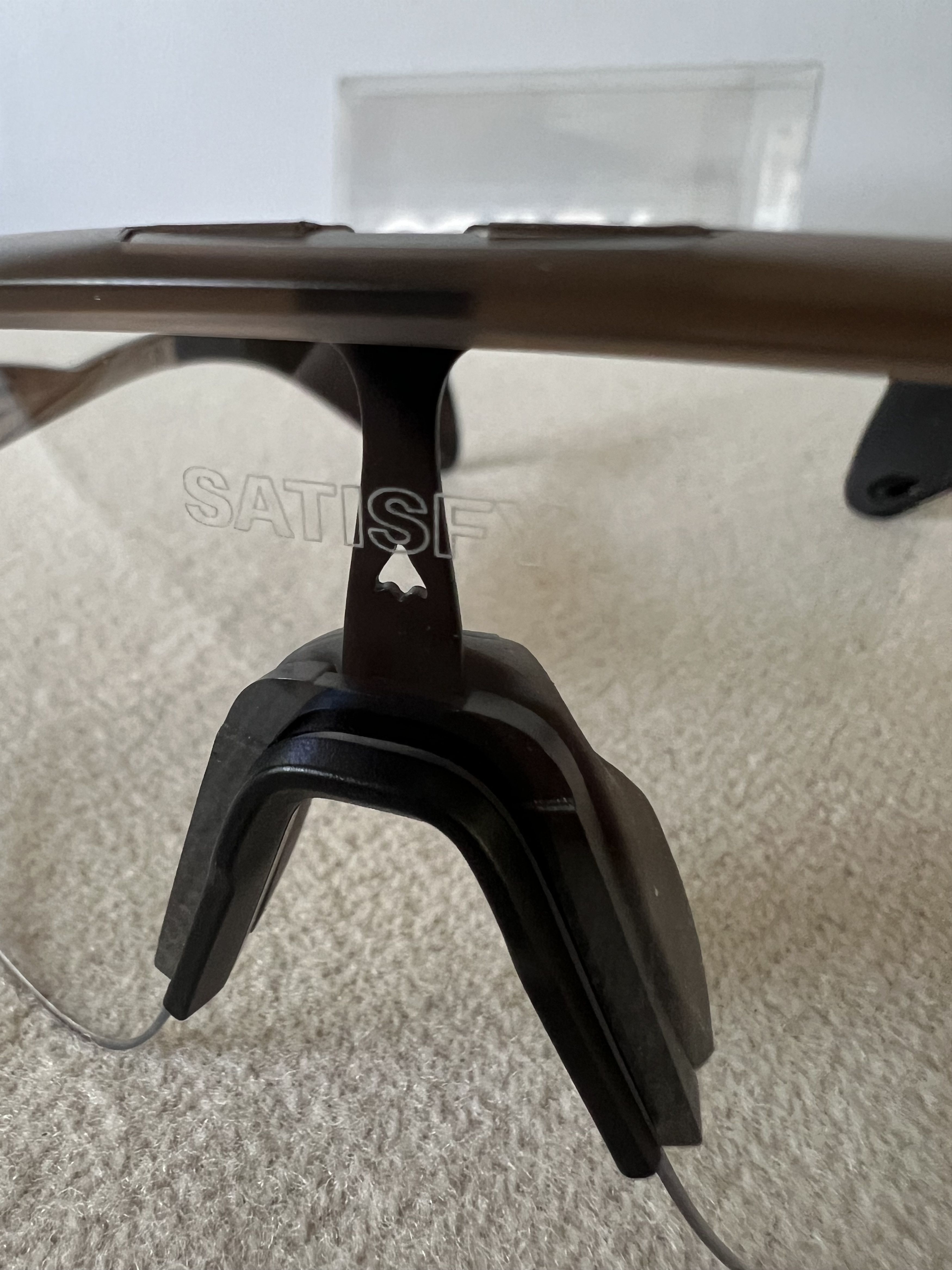 Oakley × Satisfy Satisfy Running Oakley Stunt Devil Sunglasses in Matte Brown Size ONE SIZE - 7 Thumbnail