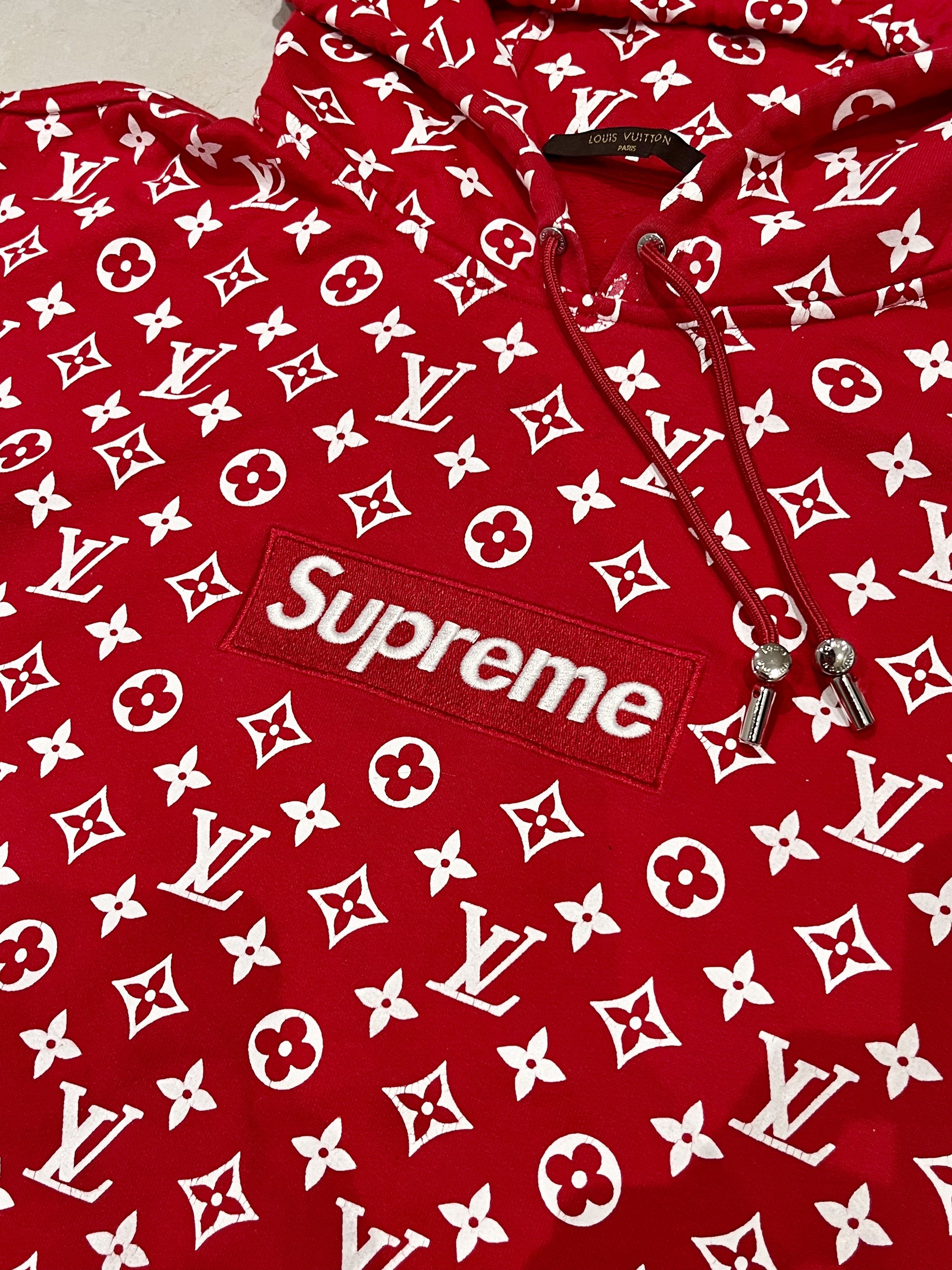 Louis Vuitton × Supreme Supreme x Louis Vuitton SS17 Red ‘All Over Monogram Hoody’ Size US XXL / EU 58 / 5 - 3 Thumbnail