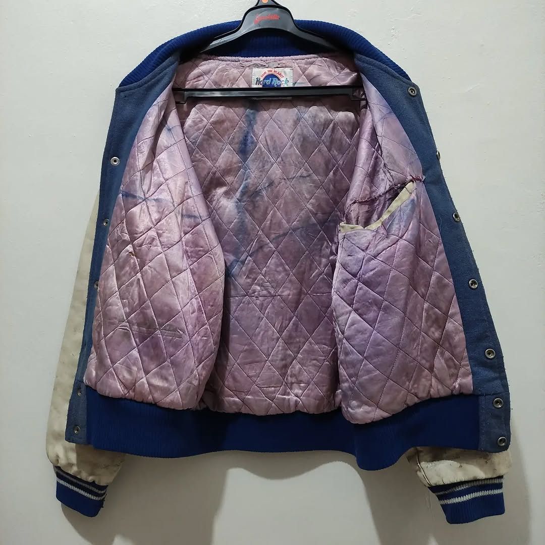 Hard Rock Cafe Vintage hard rock cafe SD 1990s embroidered letterman jacket Size US L / EU 52-54 / 3 - 3 Thumbnail