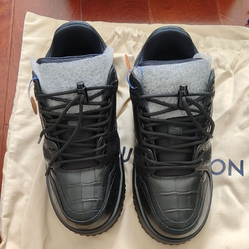 Louis Vuitton Louis Vuitton Trainer Maxi Leather Sneakers for Everyone -2 Size US 8 / EU 41 - 2 Thumbnail