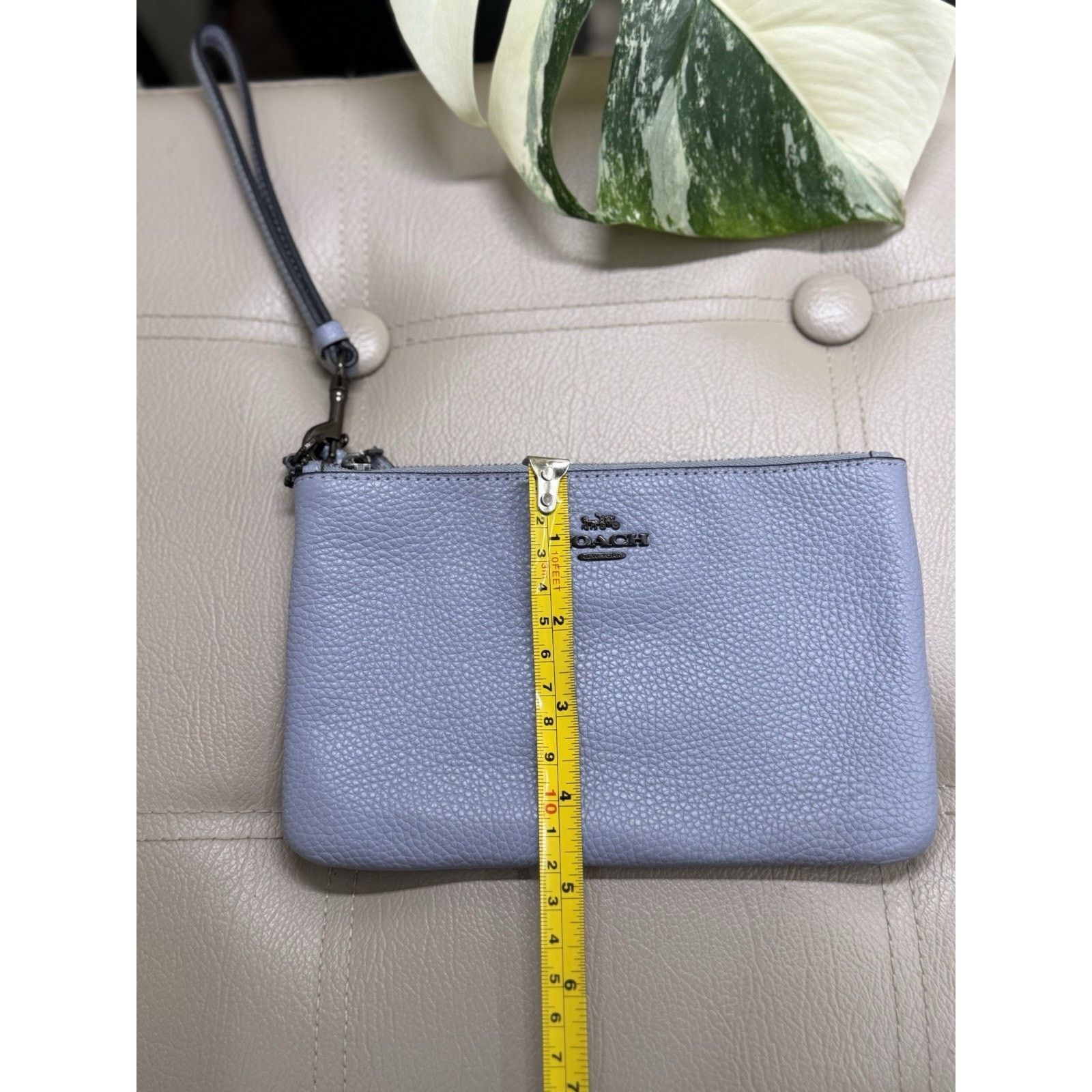 Coach Coach Blue Pebbled Leather wristlet corner zip 5" X 7.5" Size ONE SIZE - 6 Thumbnail