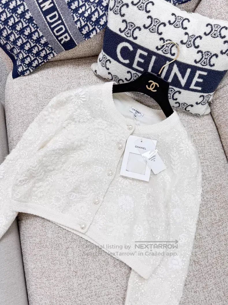 Chanel Chanel Sequin embroidery cardigan coat Size XS / US 0-2 / IT 36-38 - 2 Thumbnail