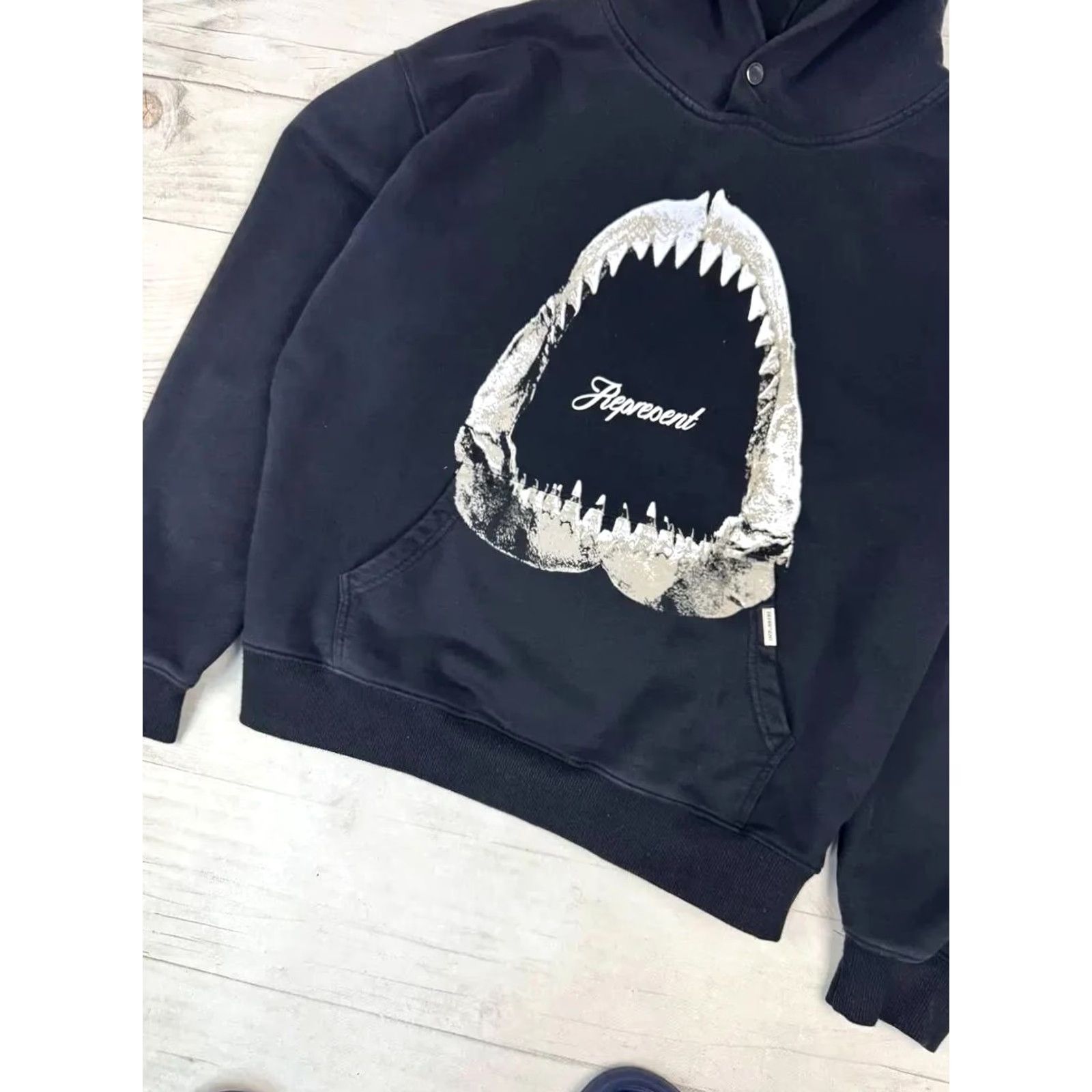 Vintage Represent Shark Jaws Hoodie Men L black Shirt Mens XS? Size US L / EU 52-54 / 3 - 3 Thumbnail