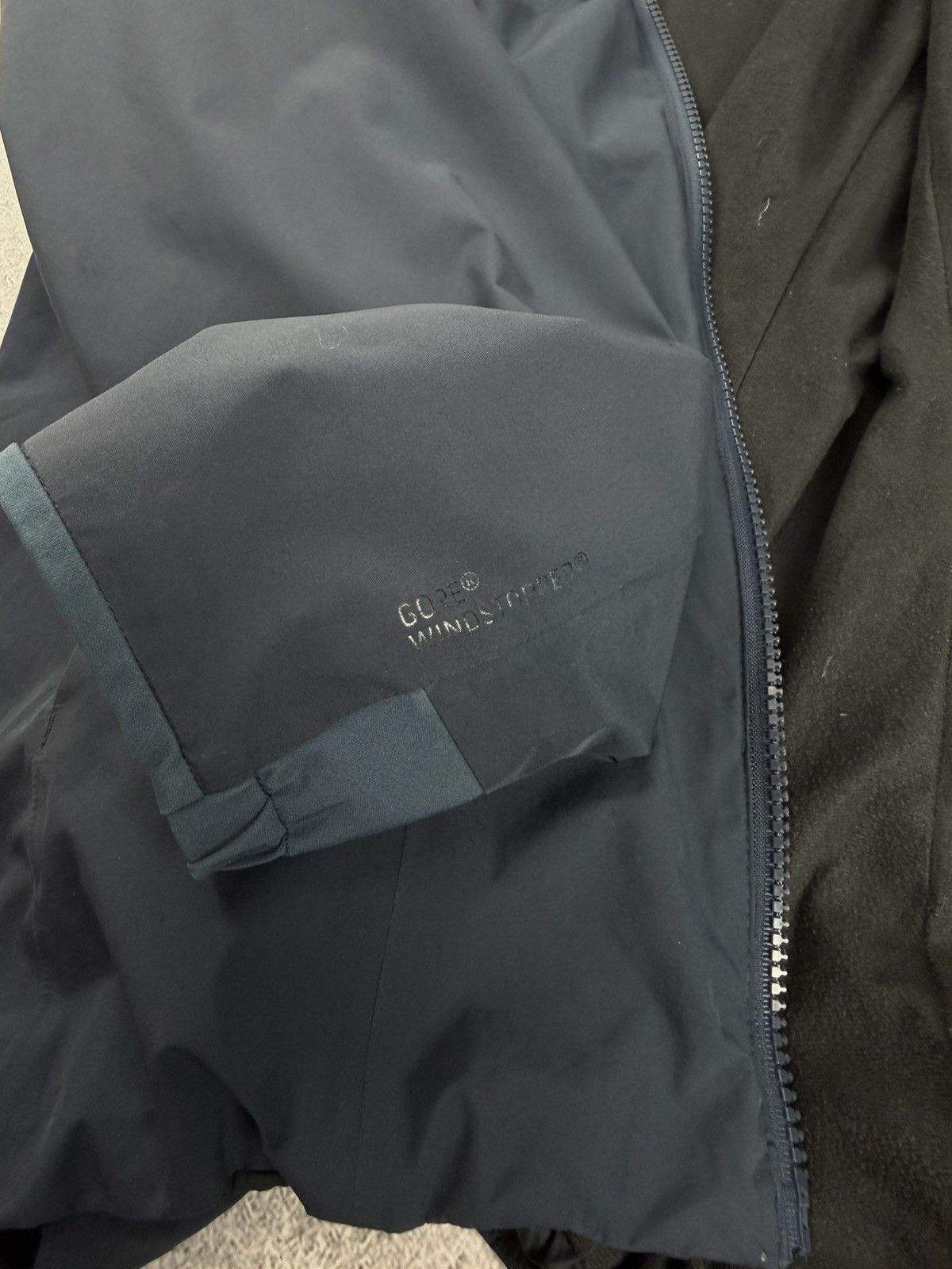 Arc'teryx Arc’teryx Solano Windstopper Jacket Women’s Size L Size L / US 10 / IT 46 - 11 Thumbnail
