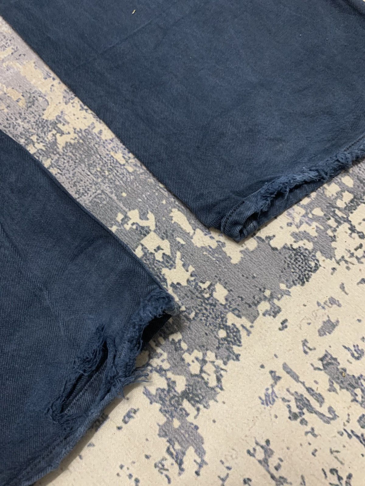 Levi's Levi’s 501 Super Black Y2K Distressed Denim Size US 38 / EU 54 - 11 Thumbnail