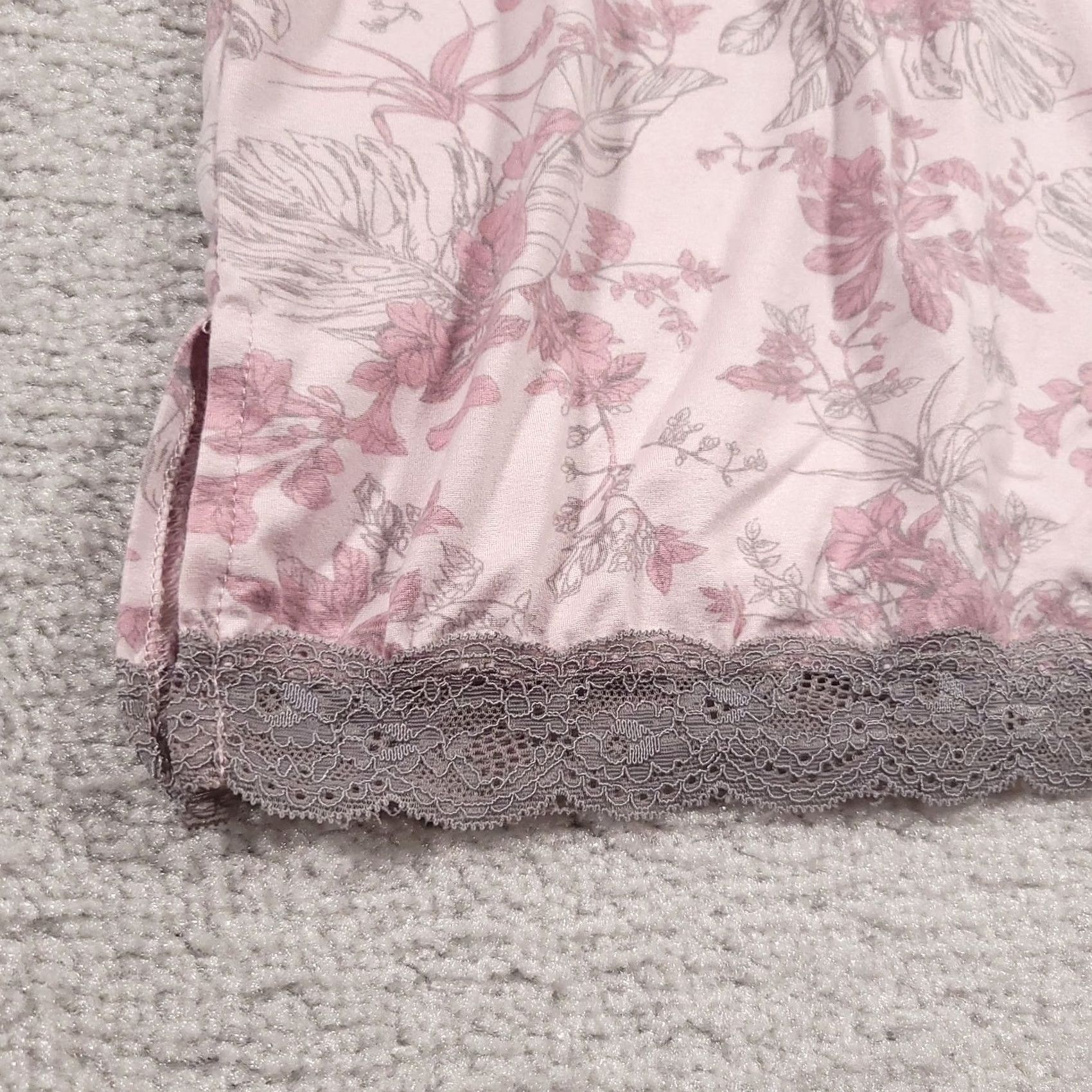 Vintage Tahari Tank Top Womens XL Pink Floral Lace Trim Sleeveless Pajama Shirt Size XL / US 12-14 / IT 48-50 - 4 Thumbnail
