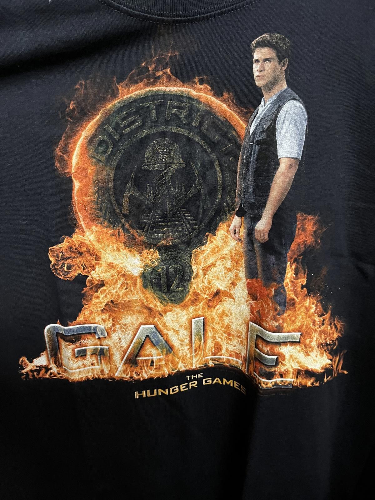 Designer Vtg Gale T-shirt Hunger Games Movie - Liam Hemsworth - L Size US L / EU 52-54 / 3 - 3 Thumbnail