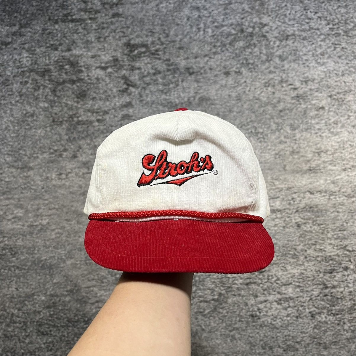 Vintage Vintage 90s Stroh's Beer Corduroy Snapback Hat Size ONE SIZE - 1 Thumbnail