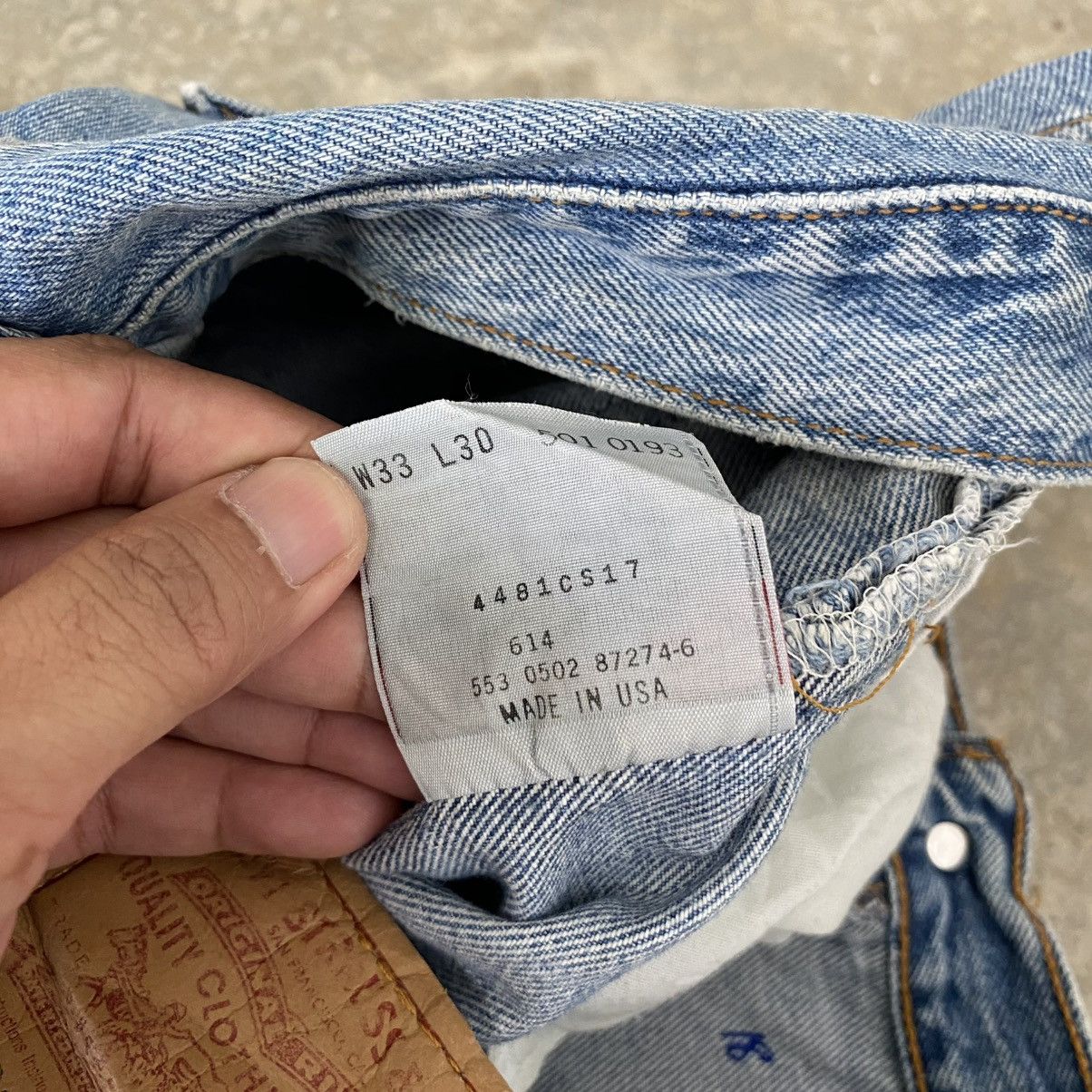 Levi's Size 32x29.5 Vintage Early 2000 Levis 501 Washed Blue Jeans Size US 32 / EU 48 - 16 Thumbnail