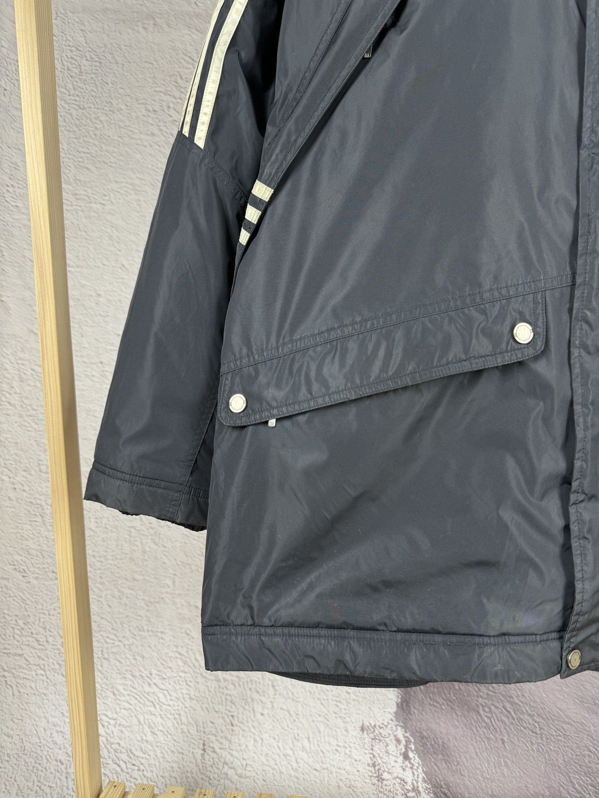 Adidas Adidas vintage y2k black nylon big logo parka jacket Size US L / EU 52-54 / 3 - 5 Thumbnail