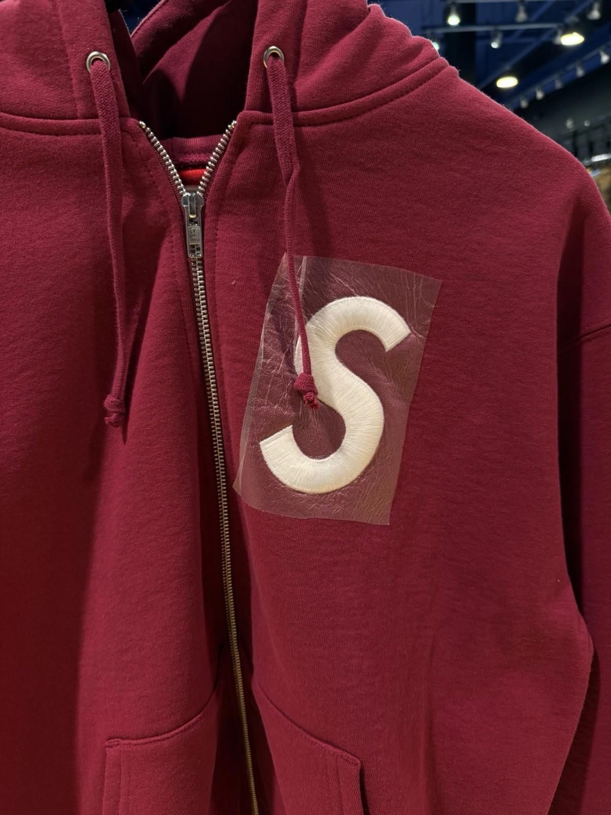 Supreme Supreme S Logo Zip Up Hooded Sweatshirt Red Size (M) NEW Size US M / EU 48-50 / 2 - 5 Thumbnail
