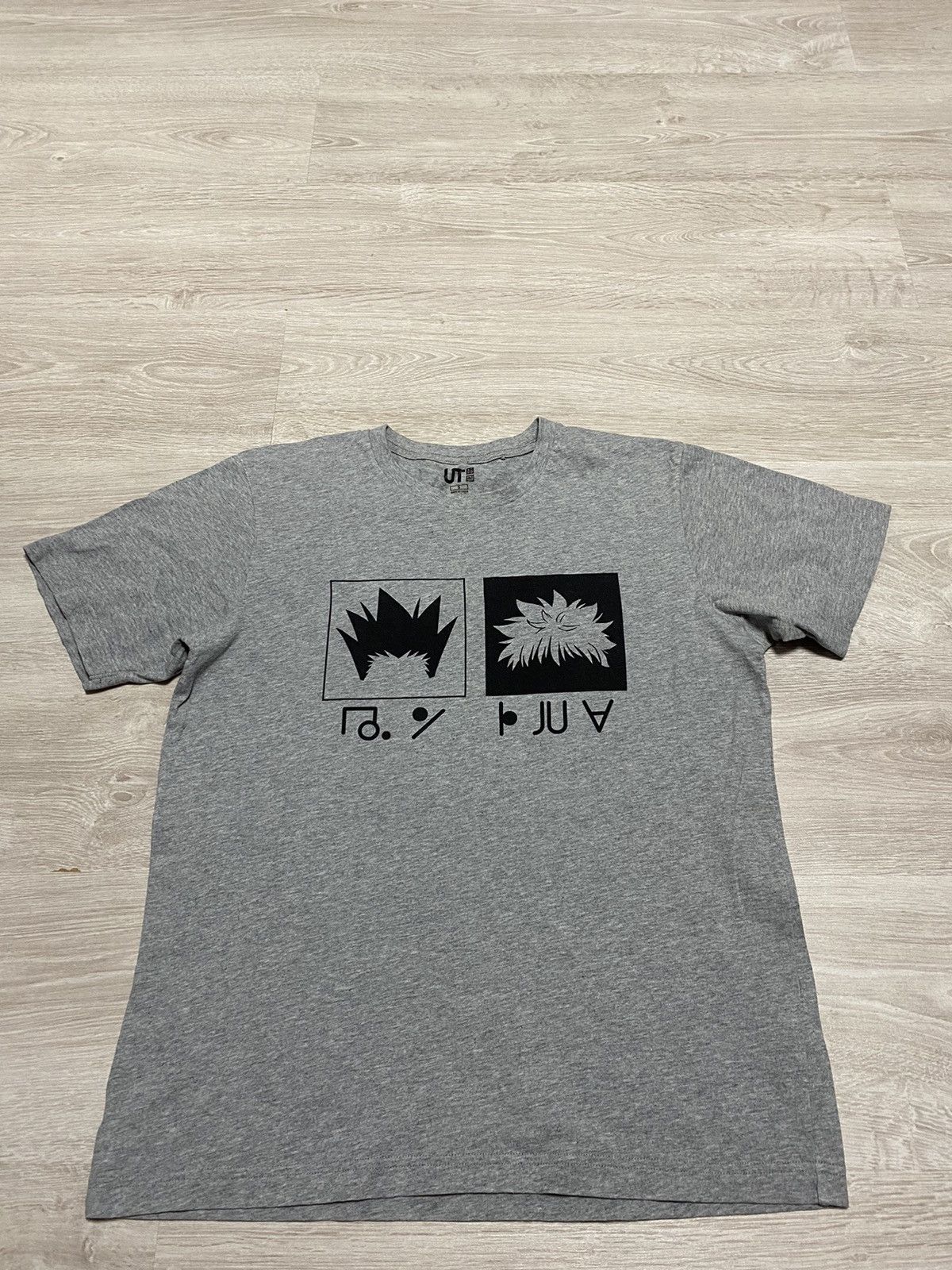 Anime Uniqlo Hunter x Hunter Gon Killua T-Shirt Size S Size US S / EU 44-46 / 1 - 1 Thumbnail