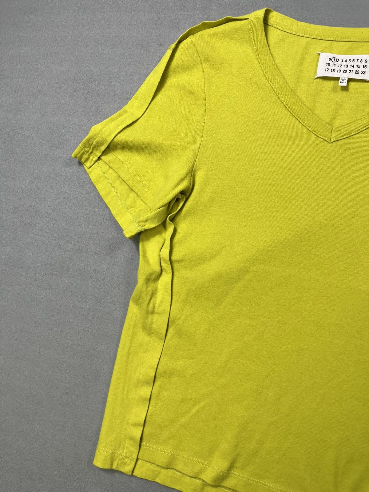 Maison Margiela Maison Margiela Line 1 FW2015 Layered Seam V-Neck T-Shirt a Size S / US 4 / IT 40 - 4 Thumbnail