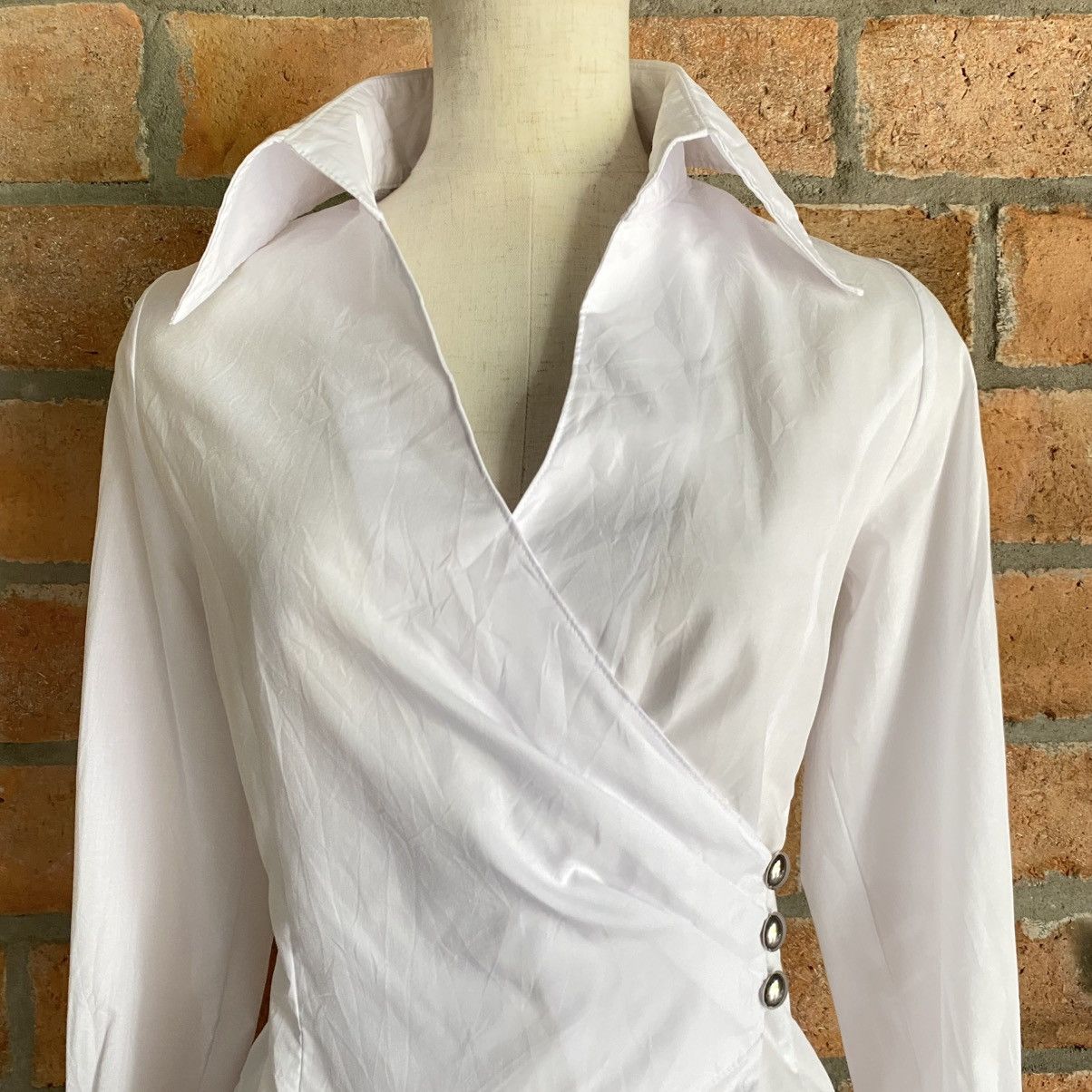 Japanese Brand RyuRyu Y2K Punk White Lace-Up Wrap Blouse with Peplum Hem Size M / US 6-8 / IT 42-44 - 18 Thumbnail